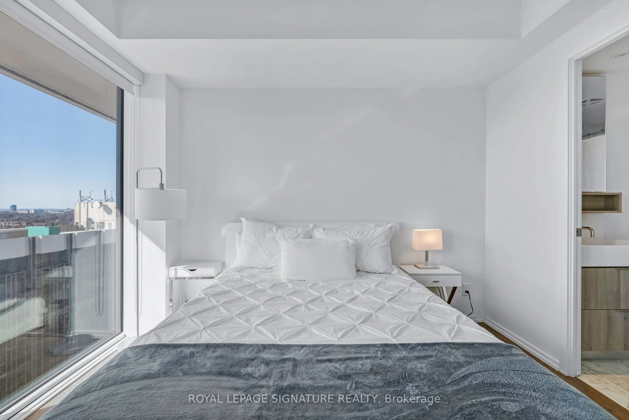5 Soudan Avenue, #2814