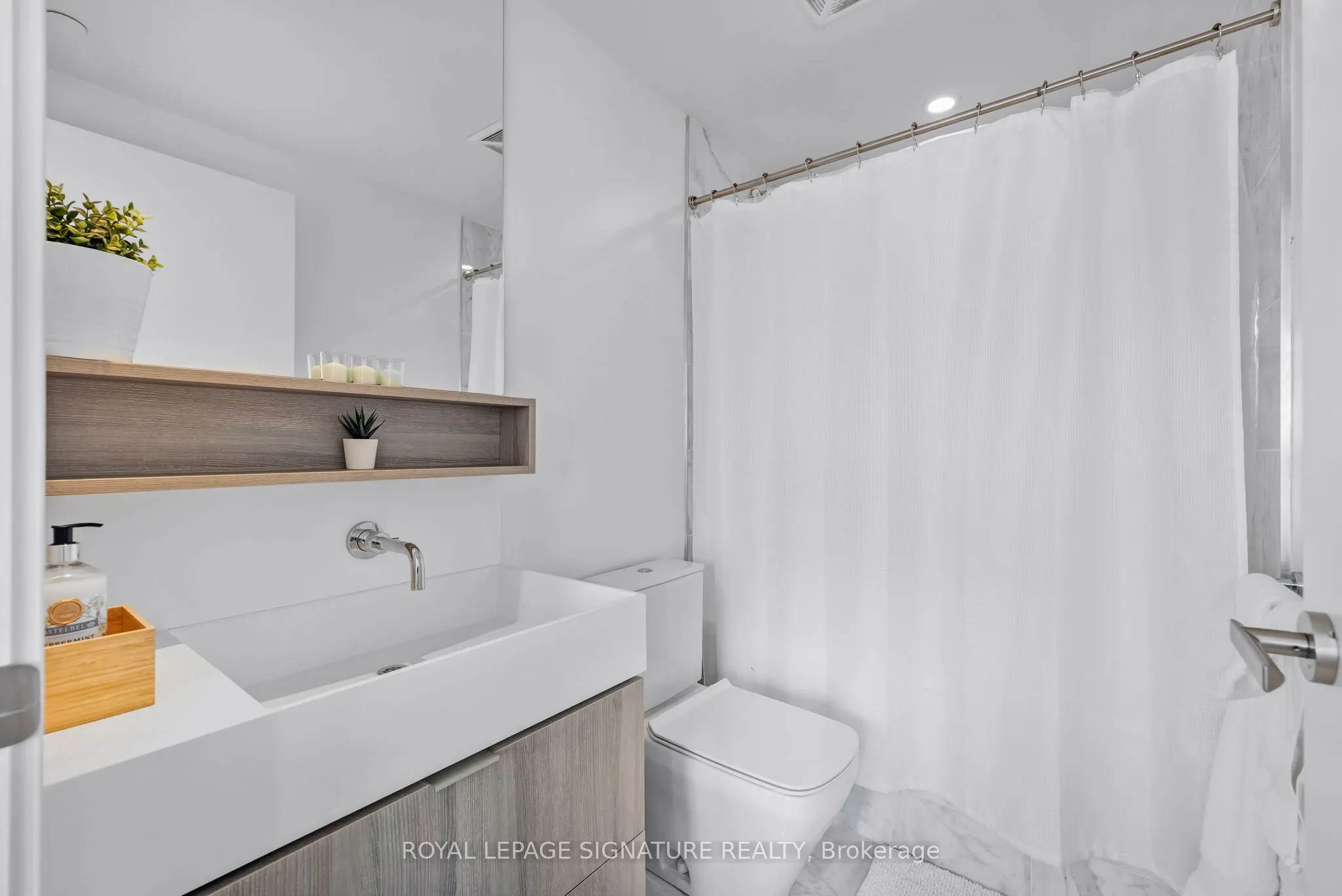 5 Soudan Avenue, #2814