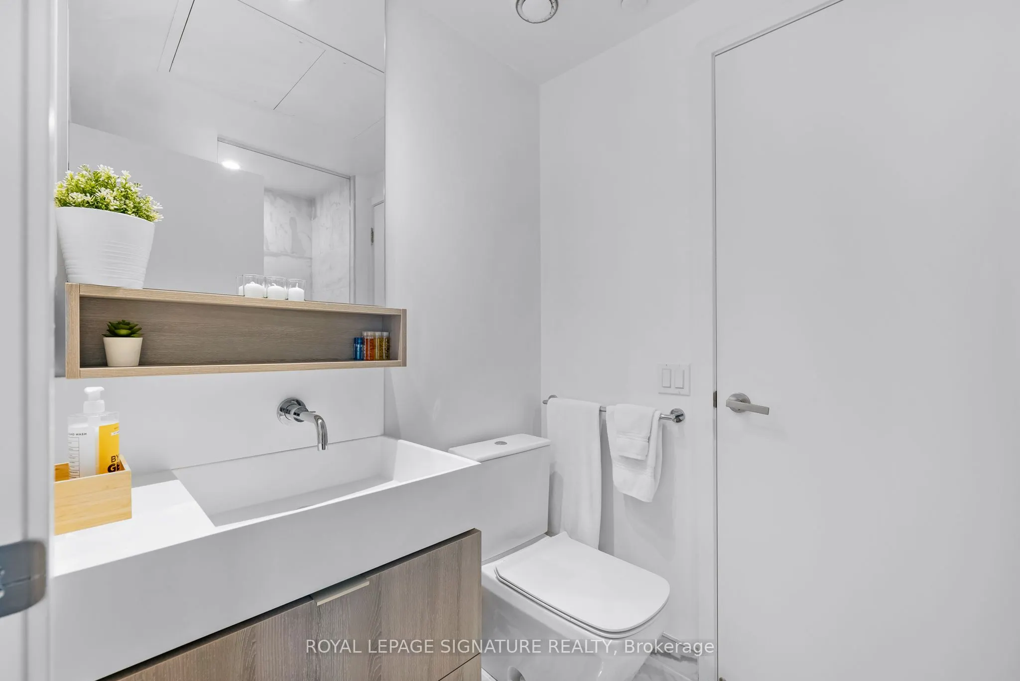 5 Soudan Avenue, #2814