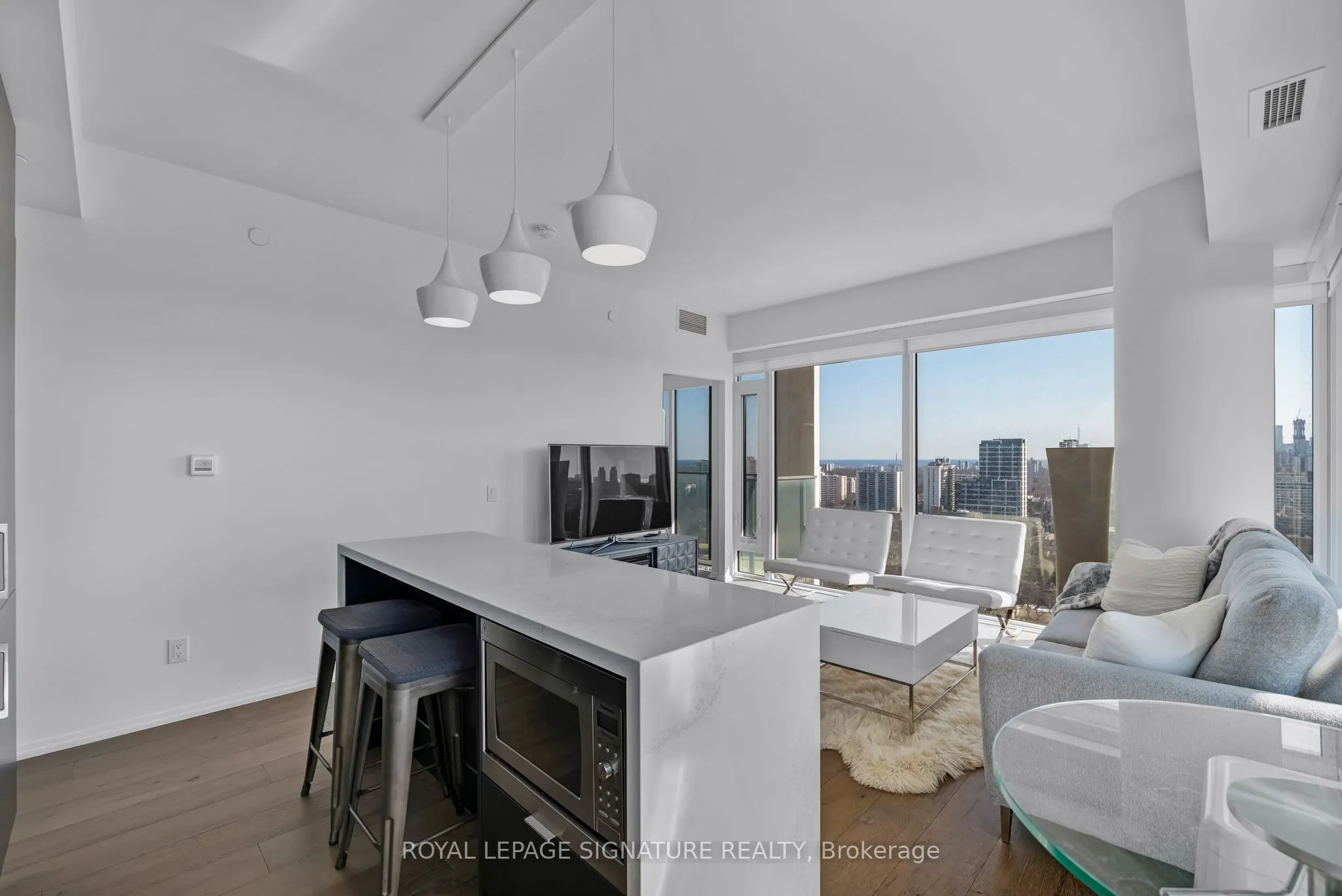 5 Soudan Avenue, #2814