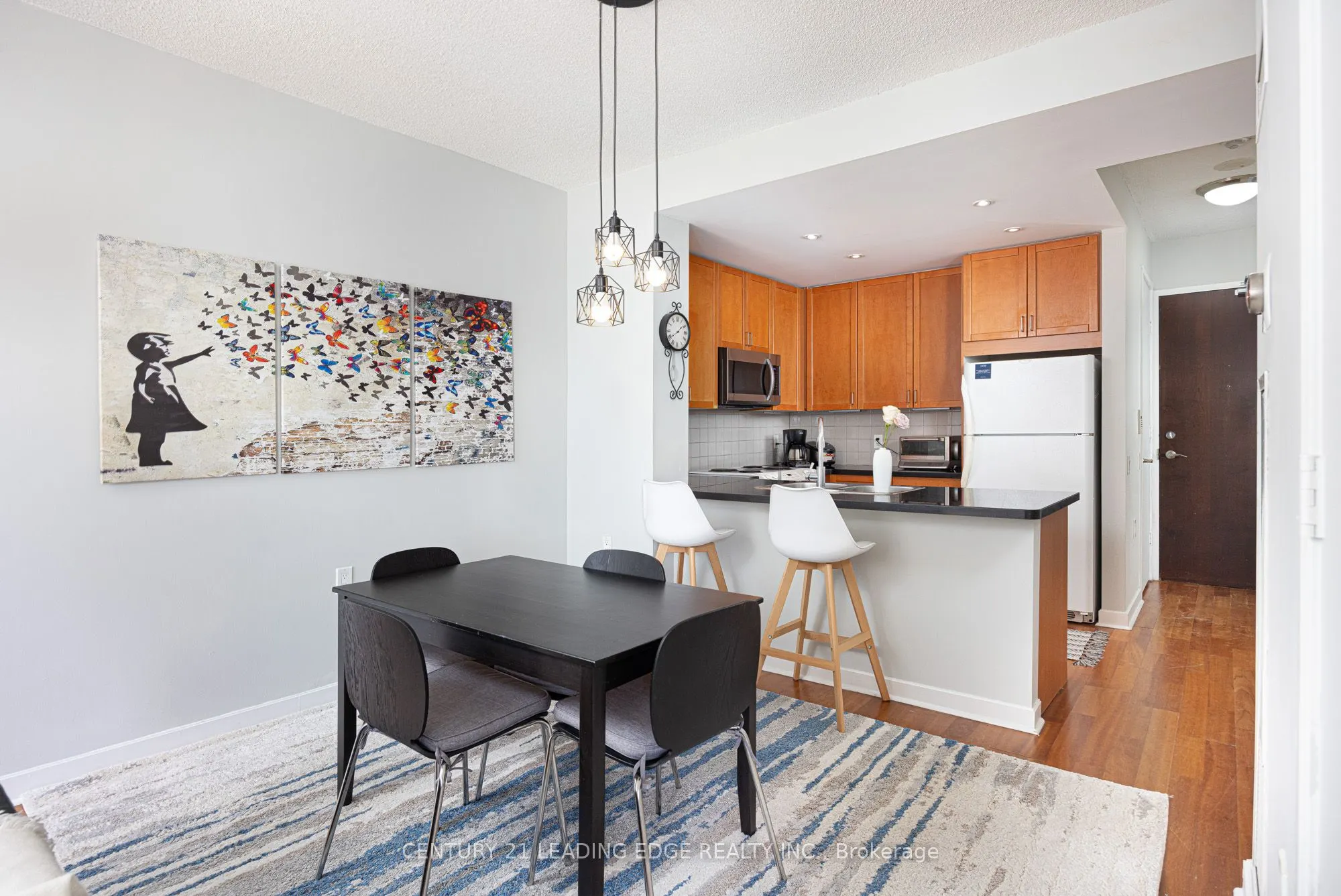 85 Bloor Street E, #1413