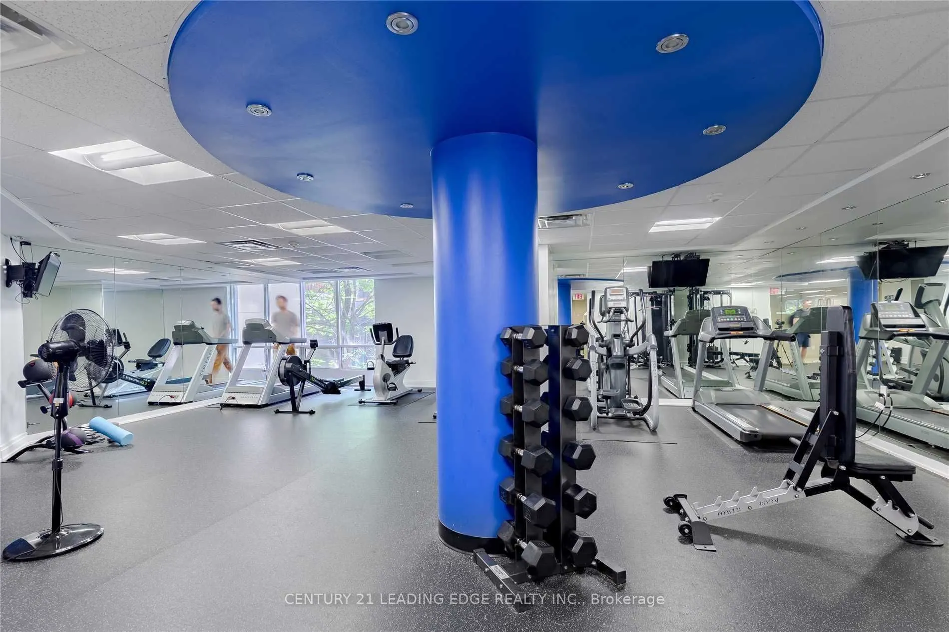 85 Bloor Street E, #1413