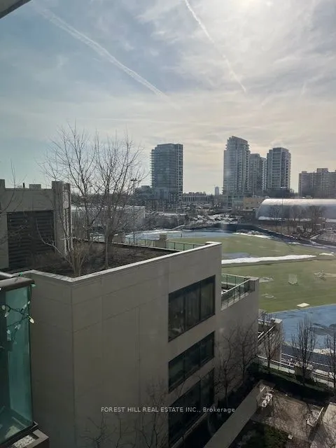 320 Tweedsmuir Avenue, #519