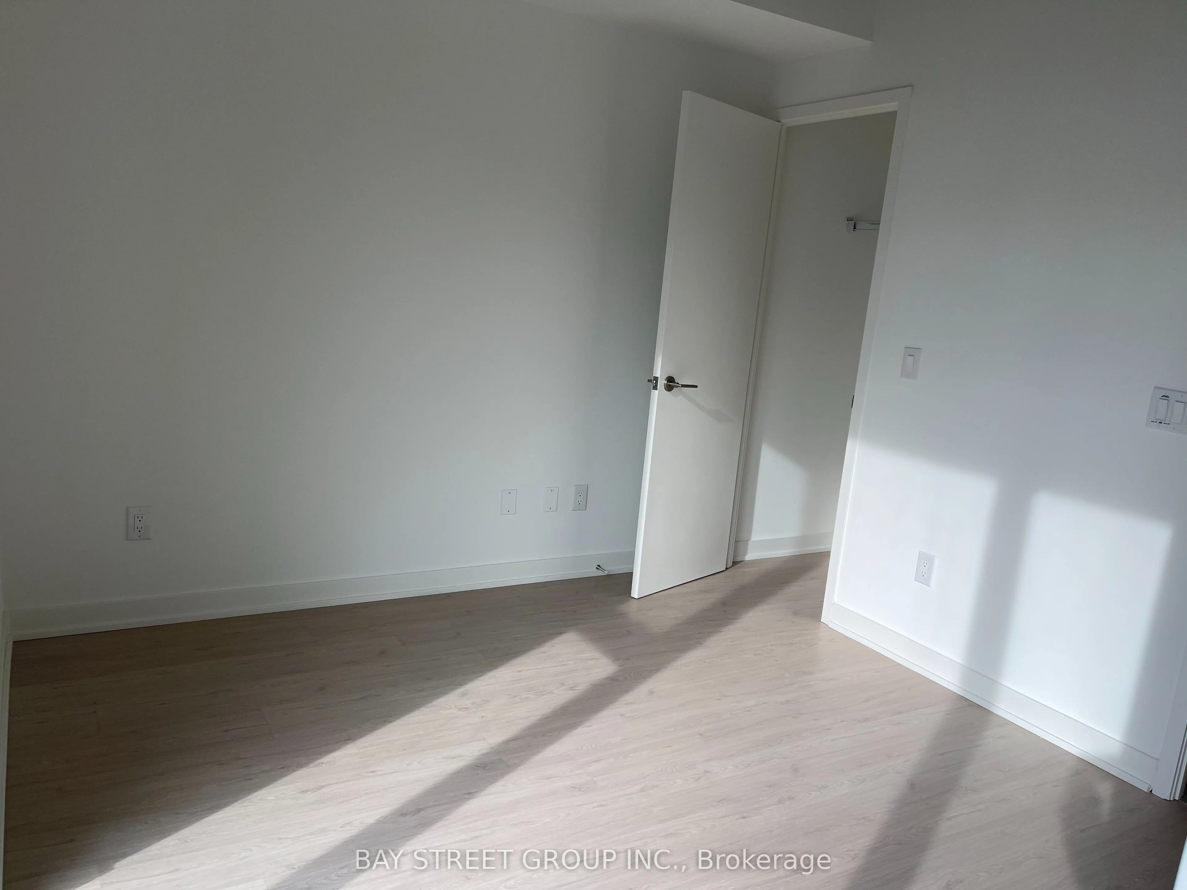 65 Mutual Street, #2305