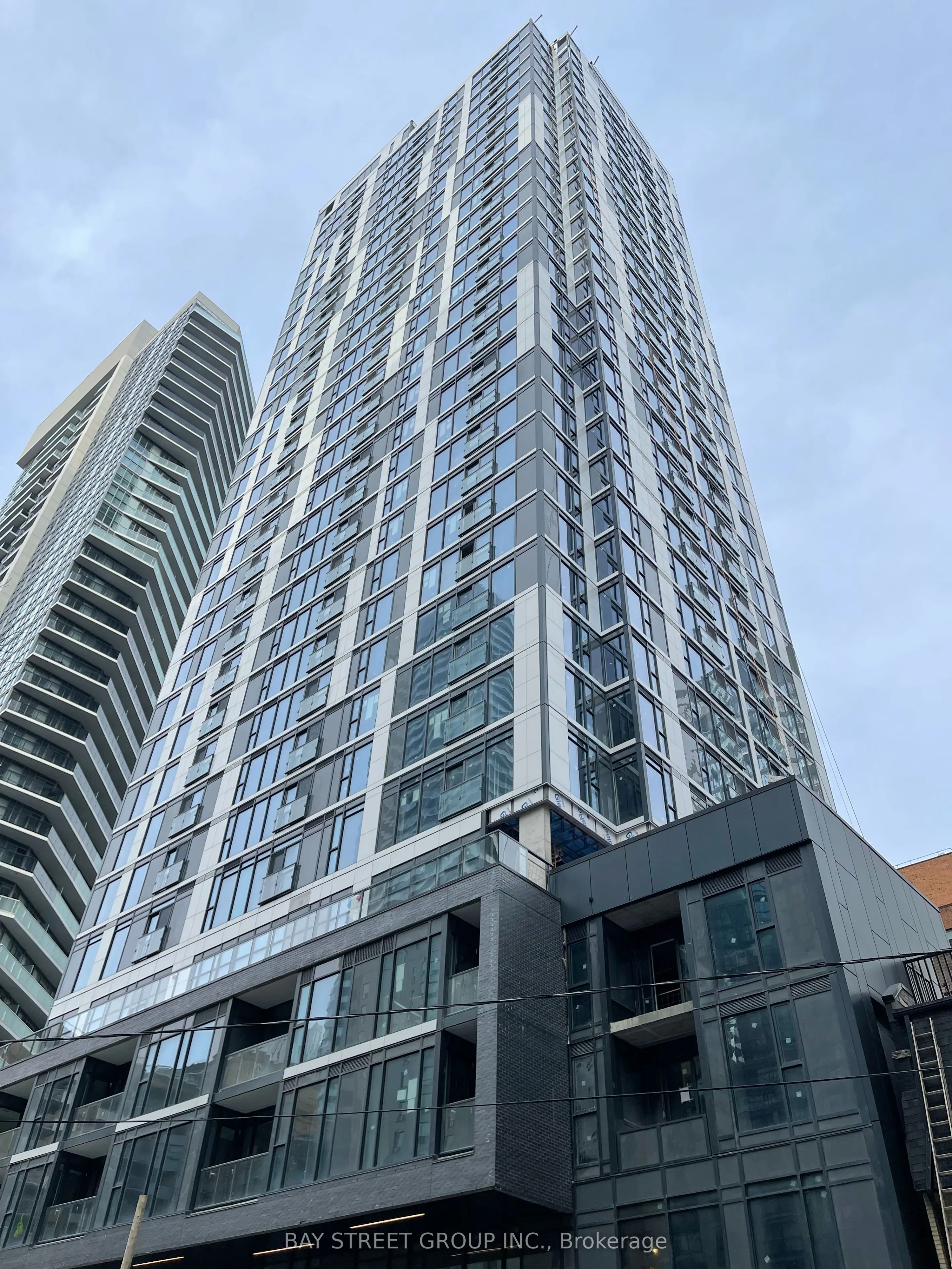 65 Mutual Street, #2305