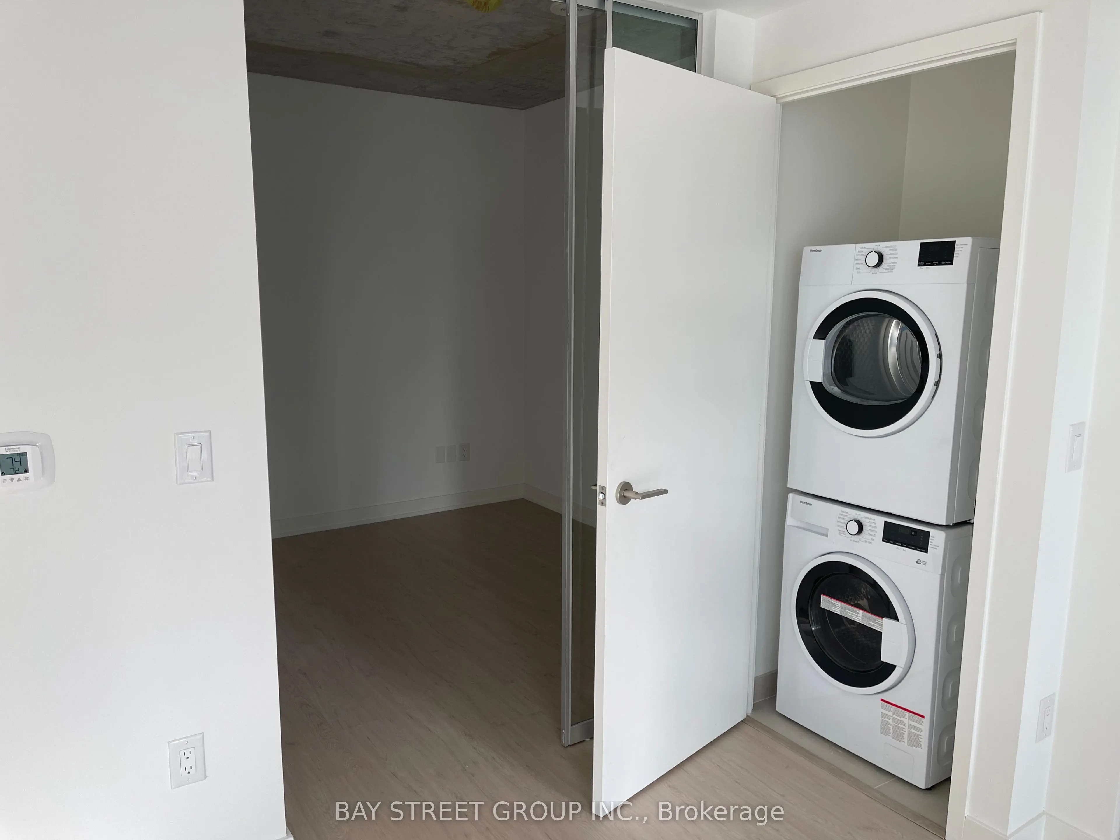65 Mutual Street, #2305