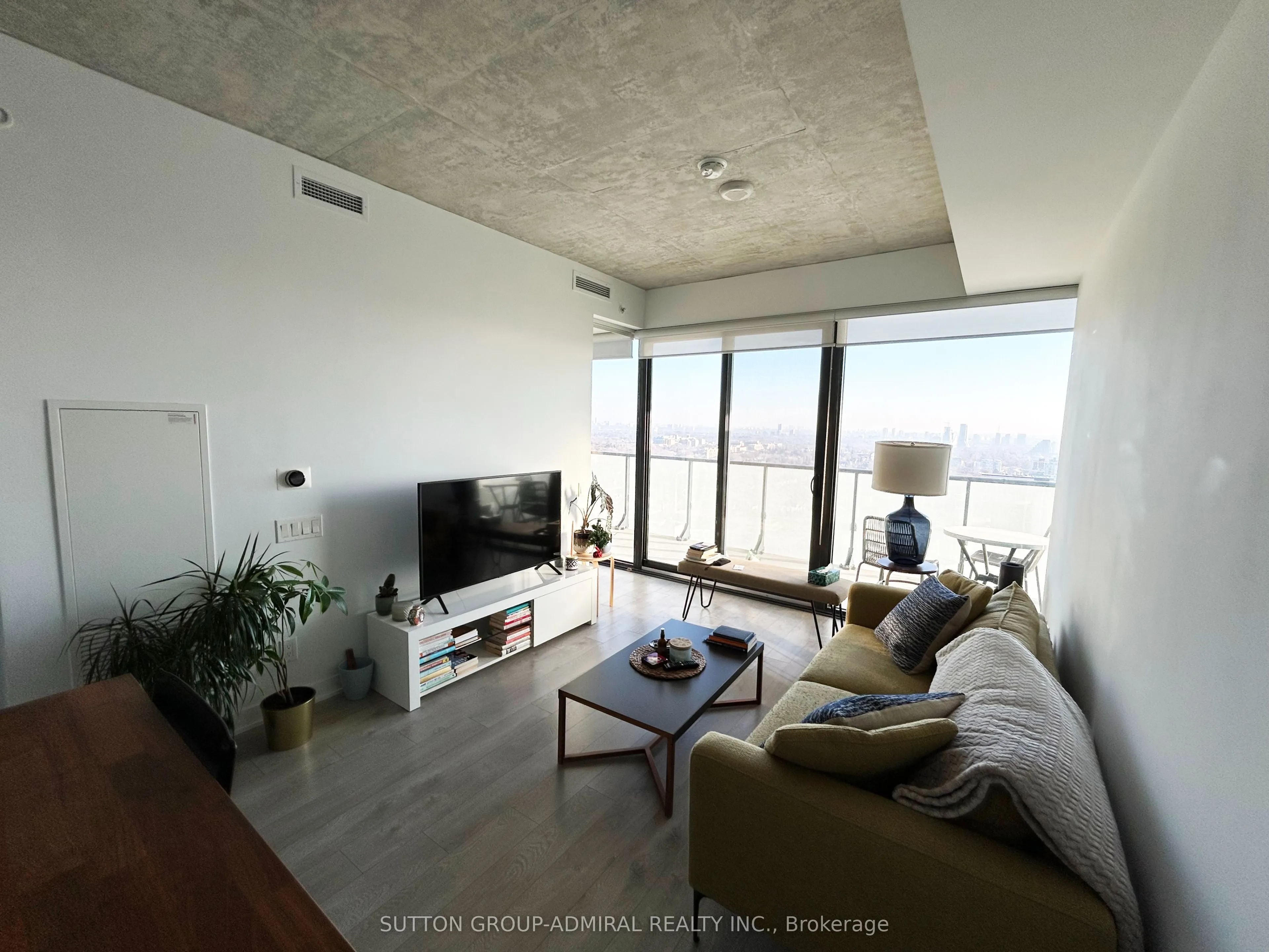 185 Roehampton Avenue, #2207