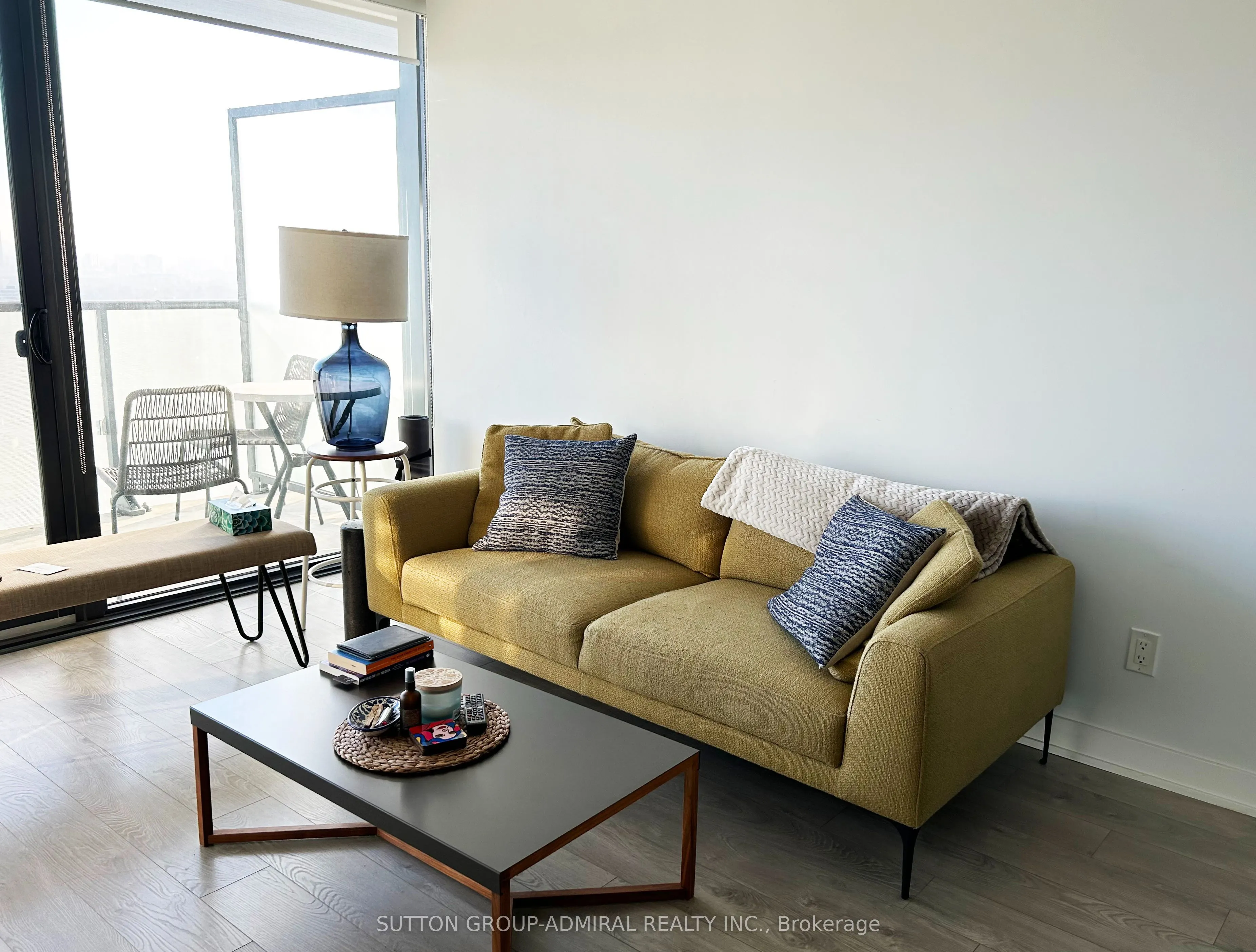 185 Roehampton Avenue, #2207
