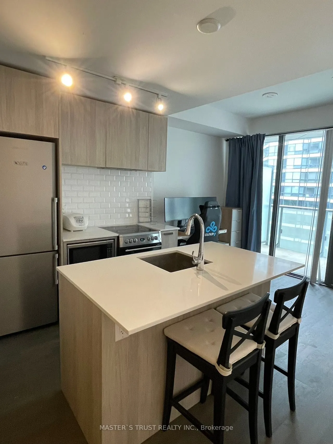 57 St Joseph Street, #1106