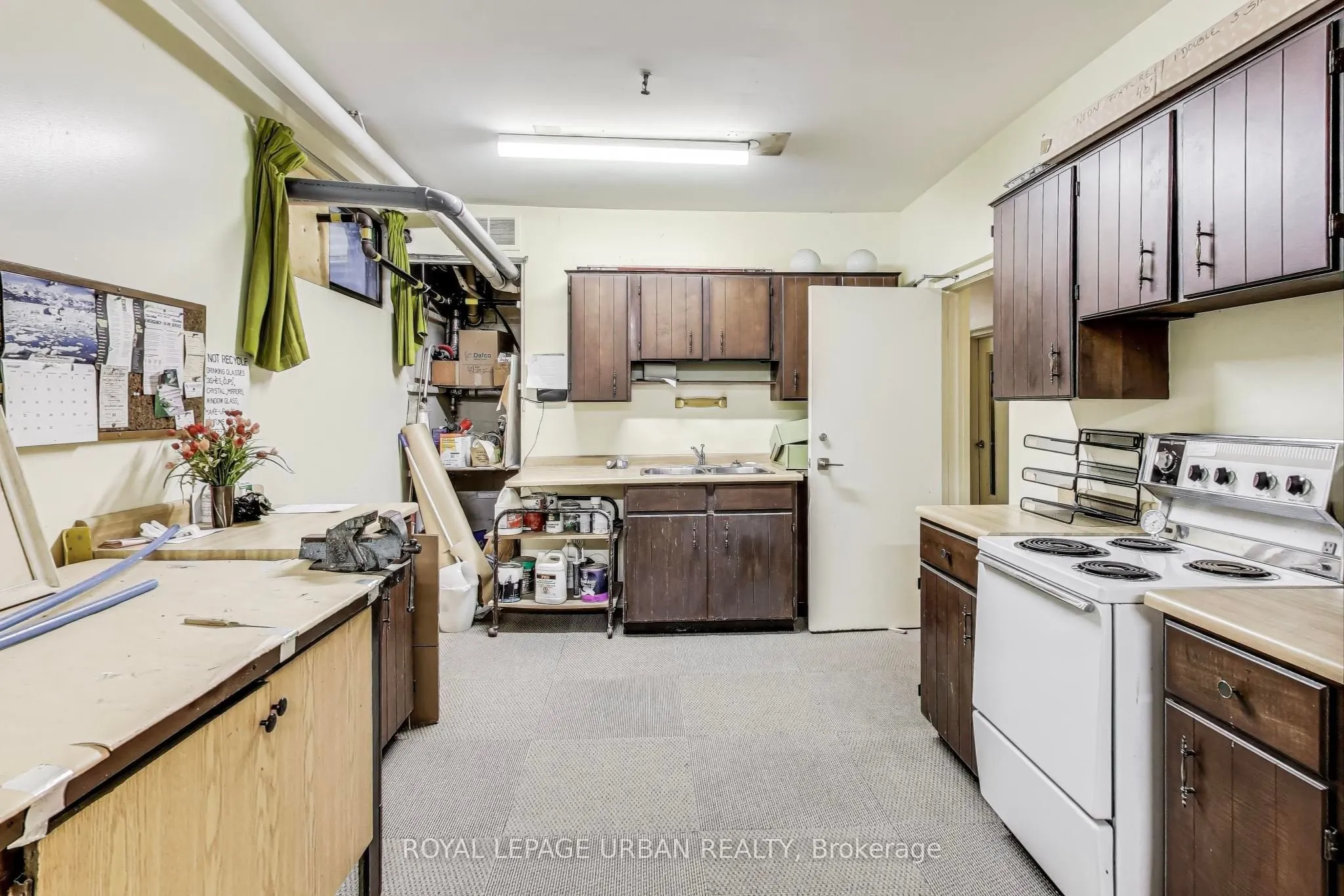 166 Sherwood Avenue, #7