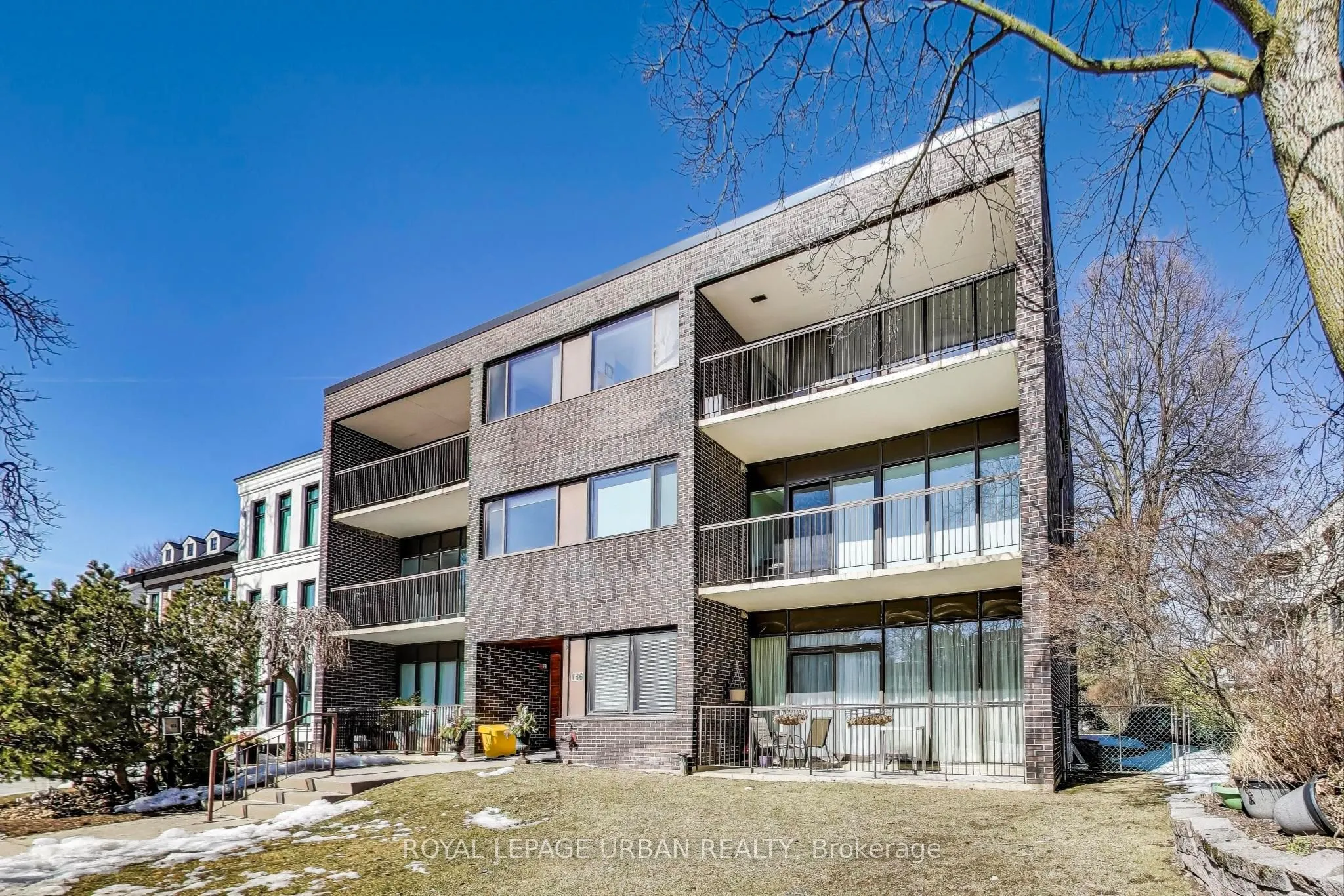 166 Sherwood Avenue, #7