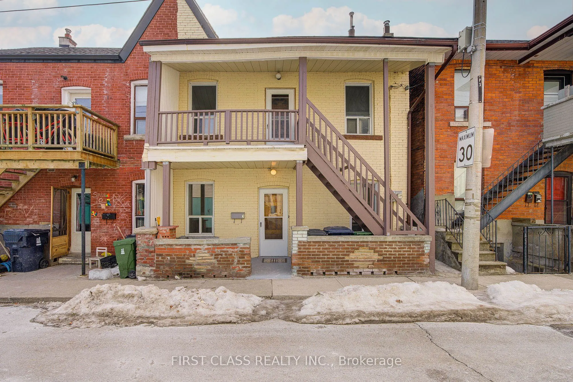 3 Clinton Place