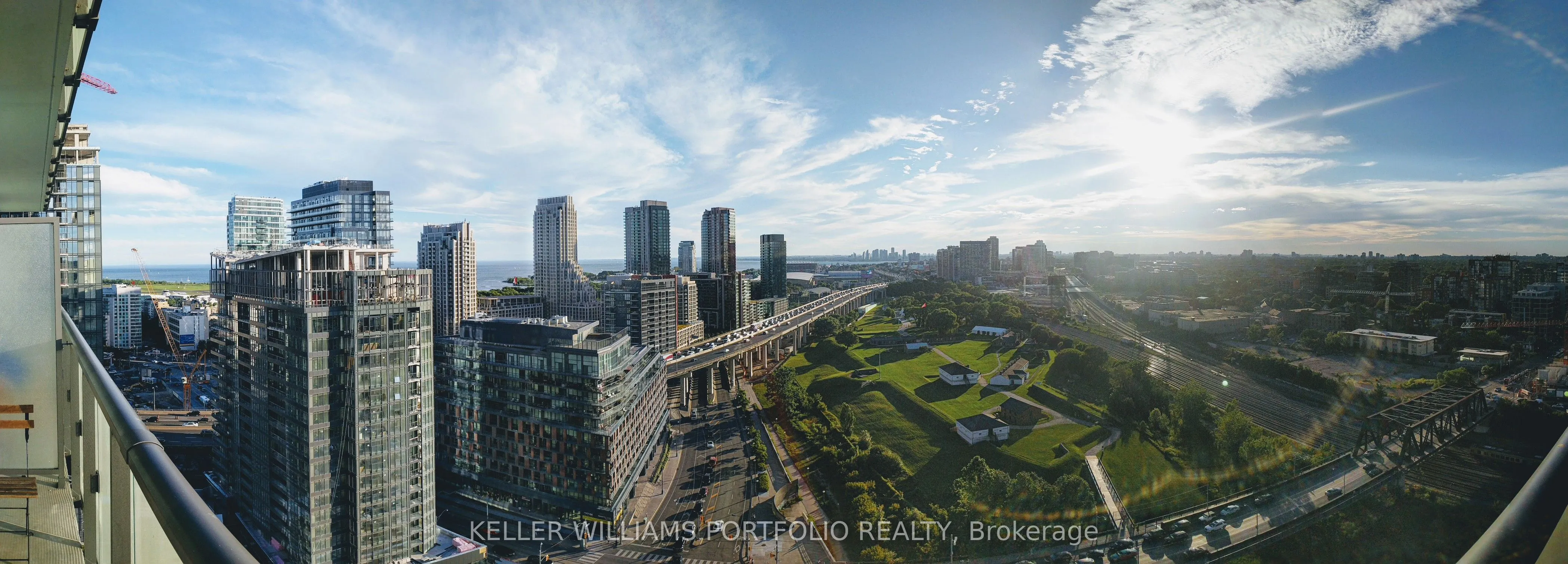 170 Fort York Boulevard, #2012