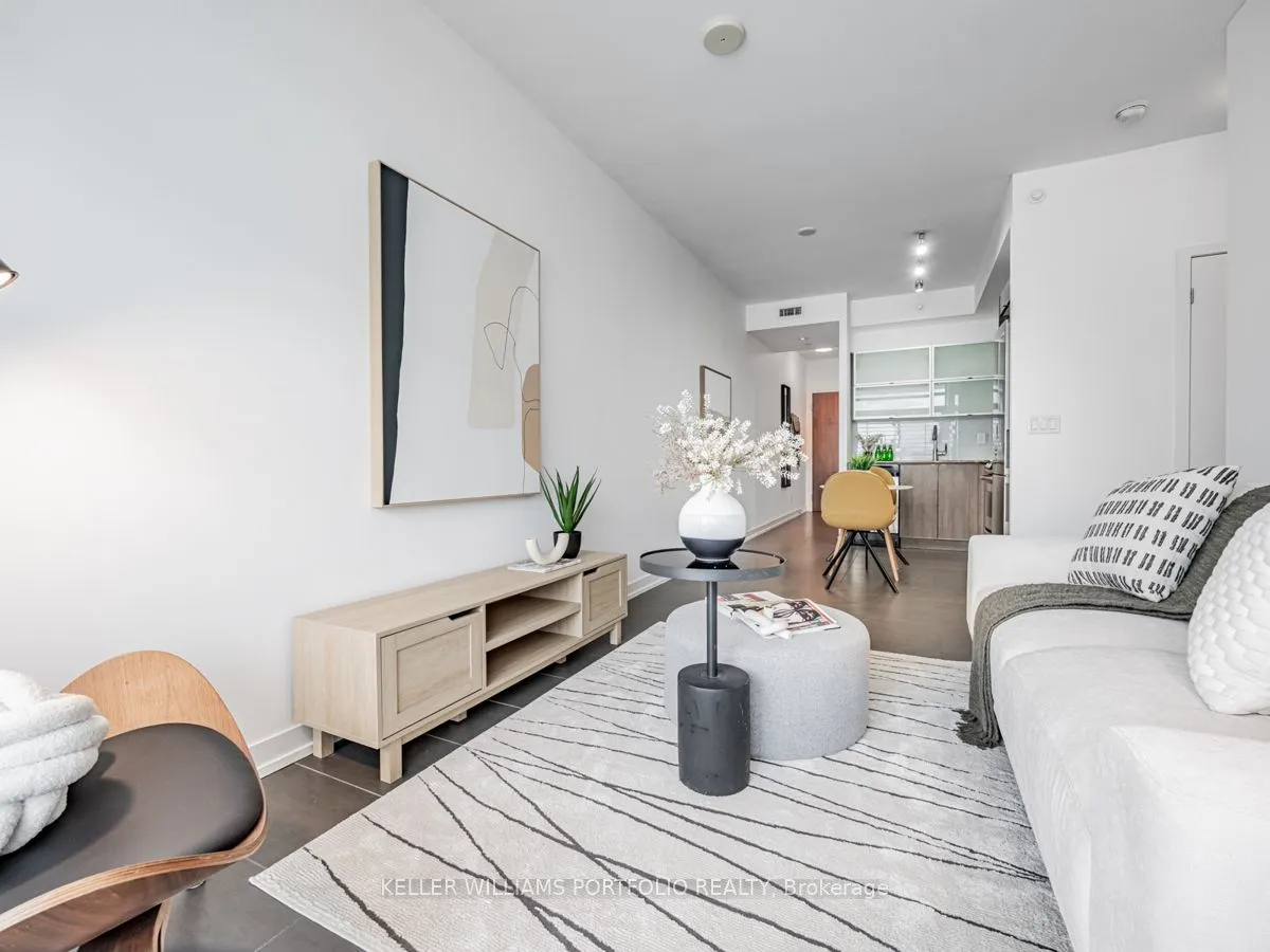 170 Fort York Boulevard, #2012