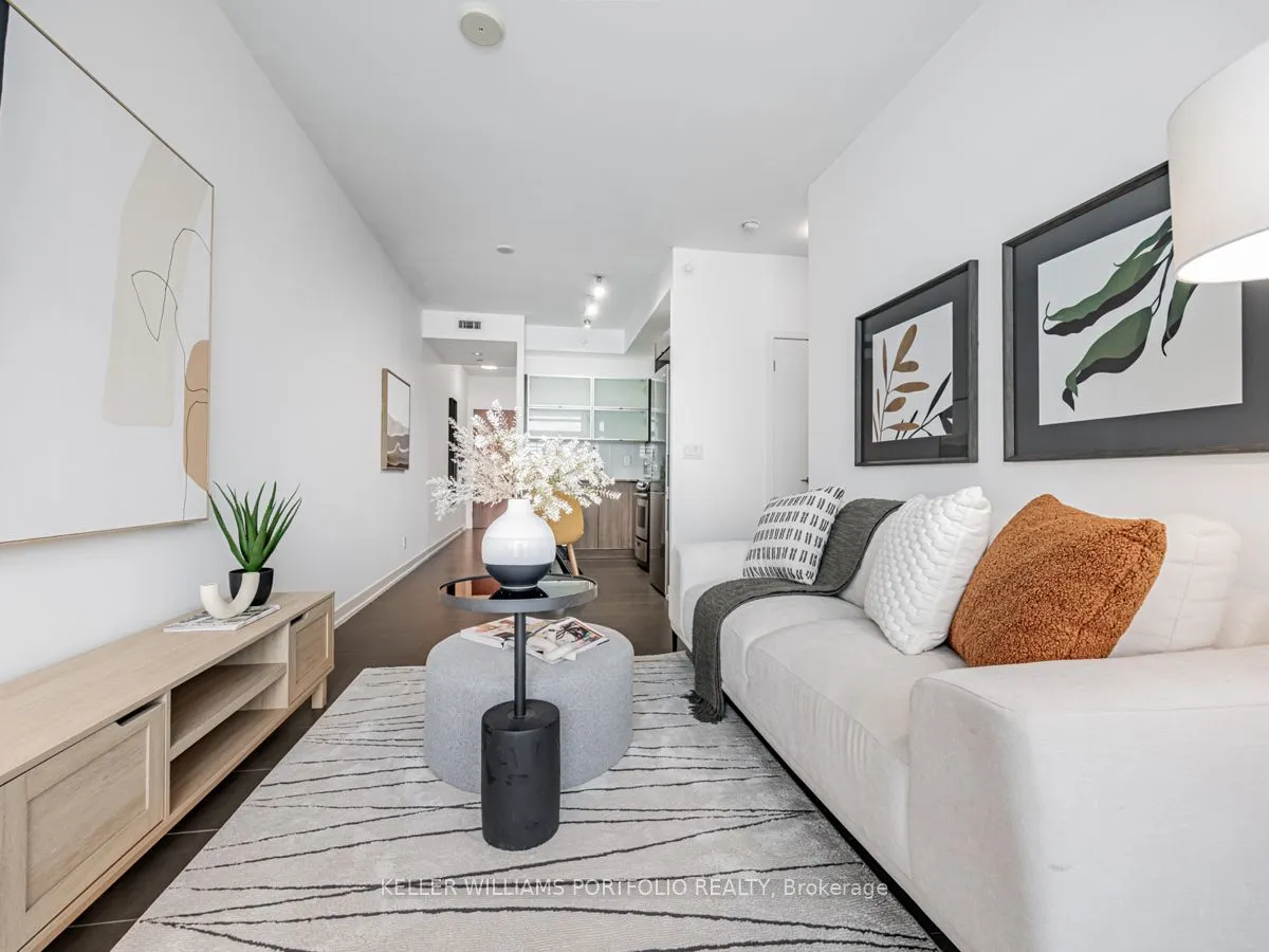 170 Fort York Boulevard, #2012