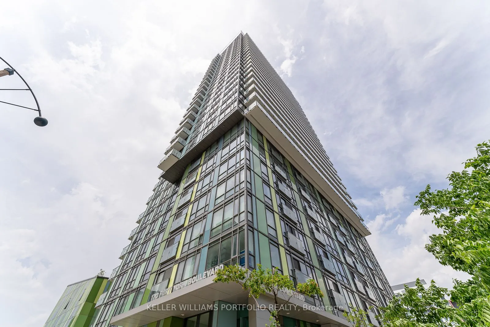 170 Fort York Boulevard, #2012