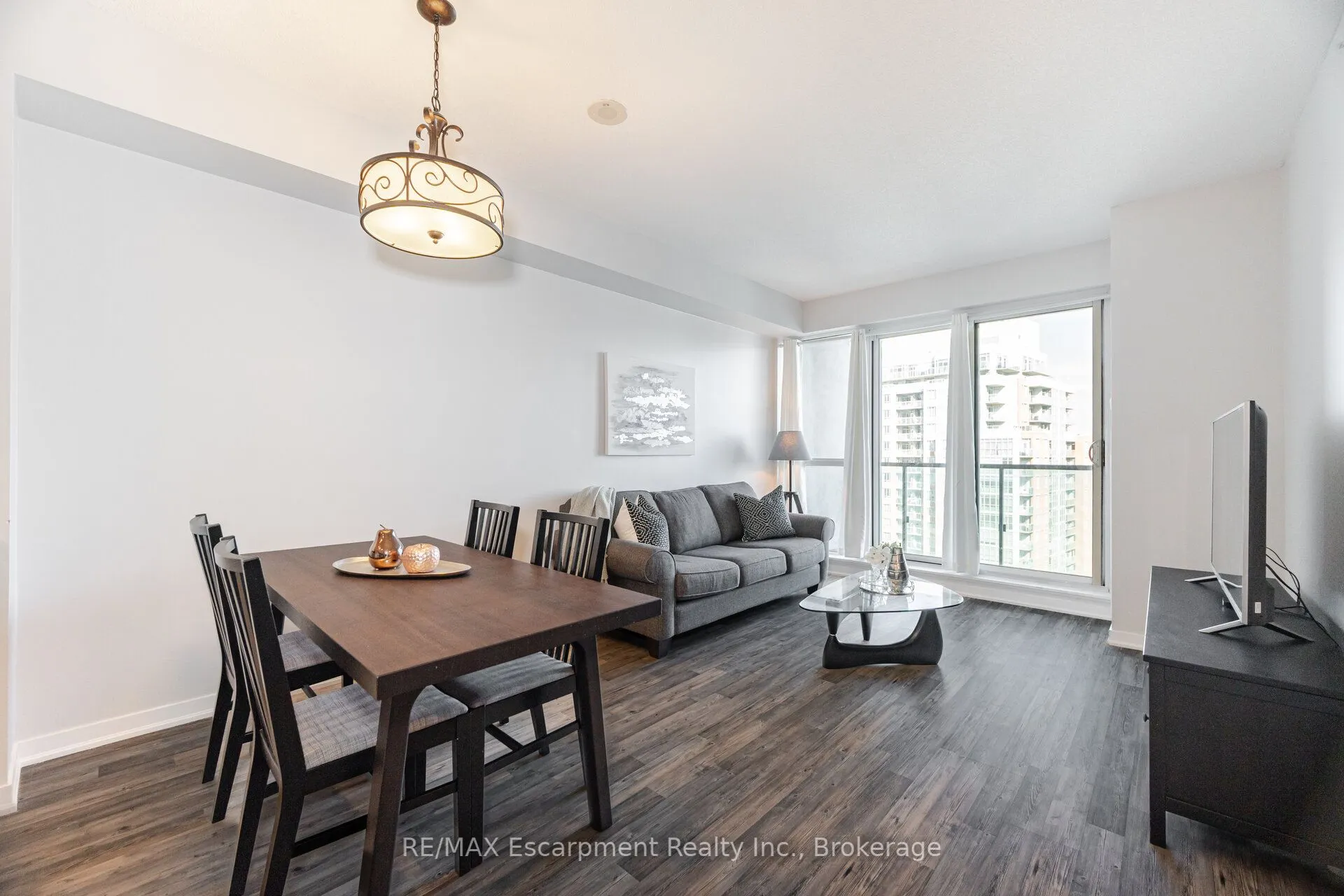 150 East Liberty Street, #2301