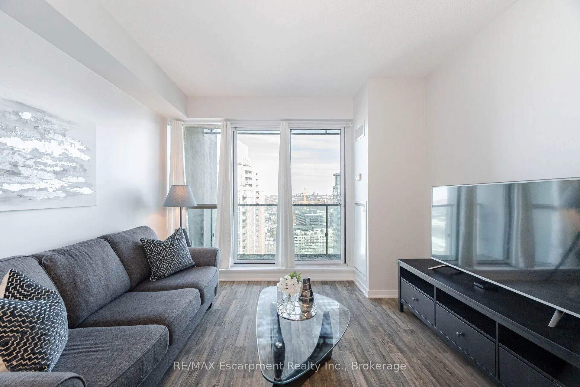 150 East Liberty Street, #2301