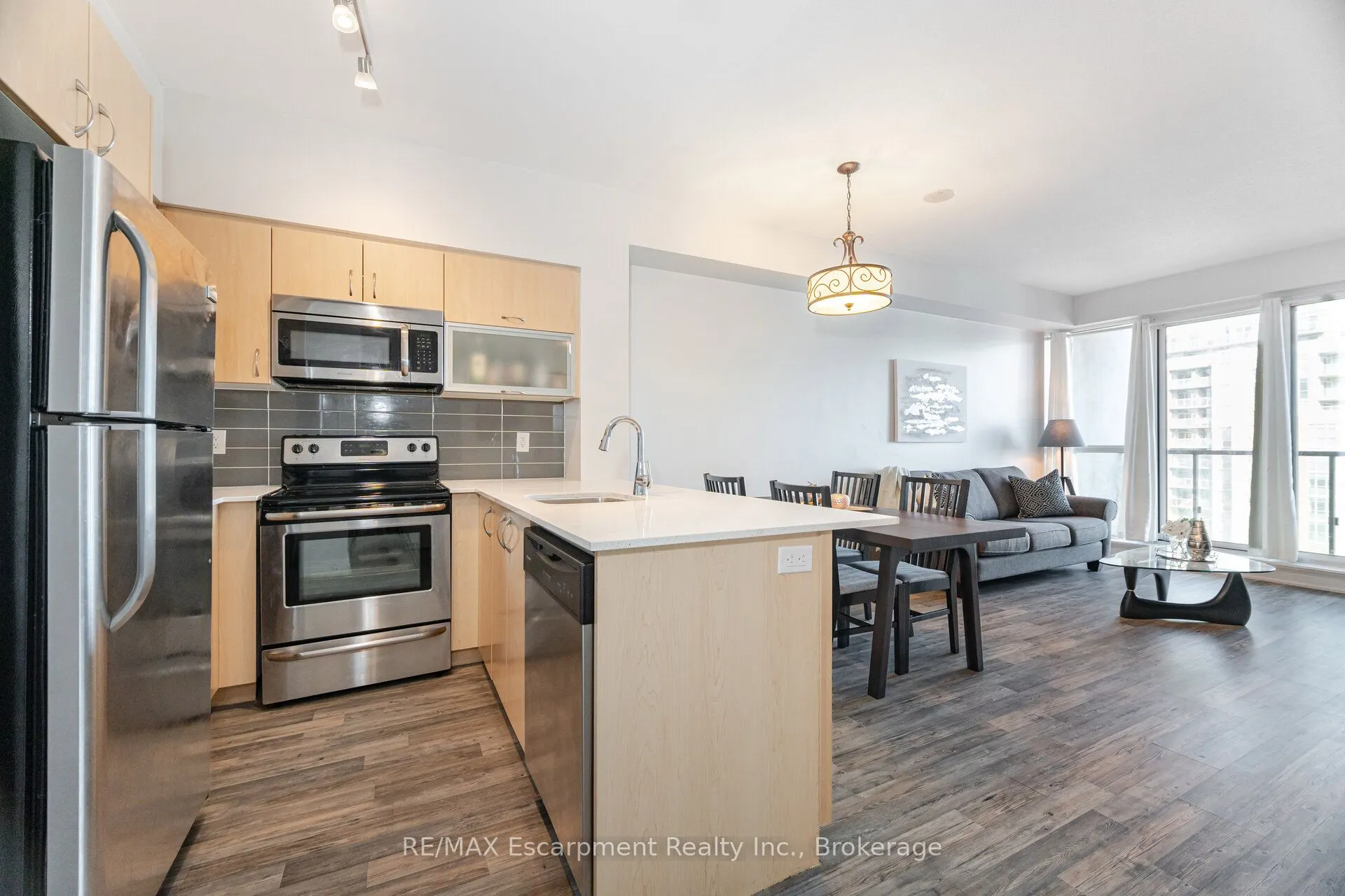 150 East Liberty Street, #2301