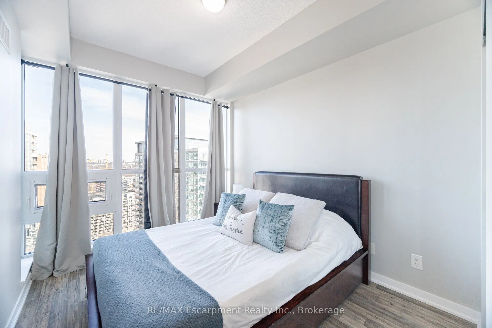 150 East Liberty Street, #2301