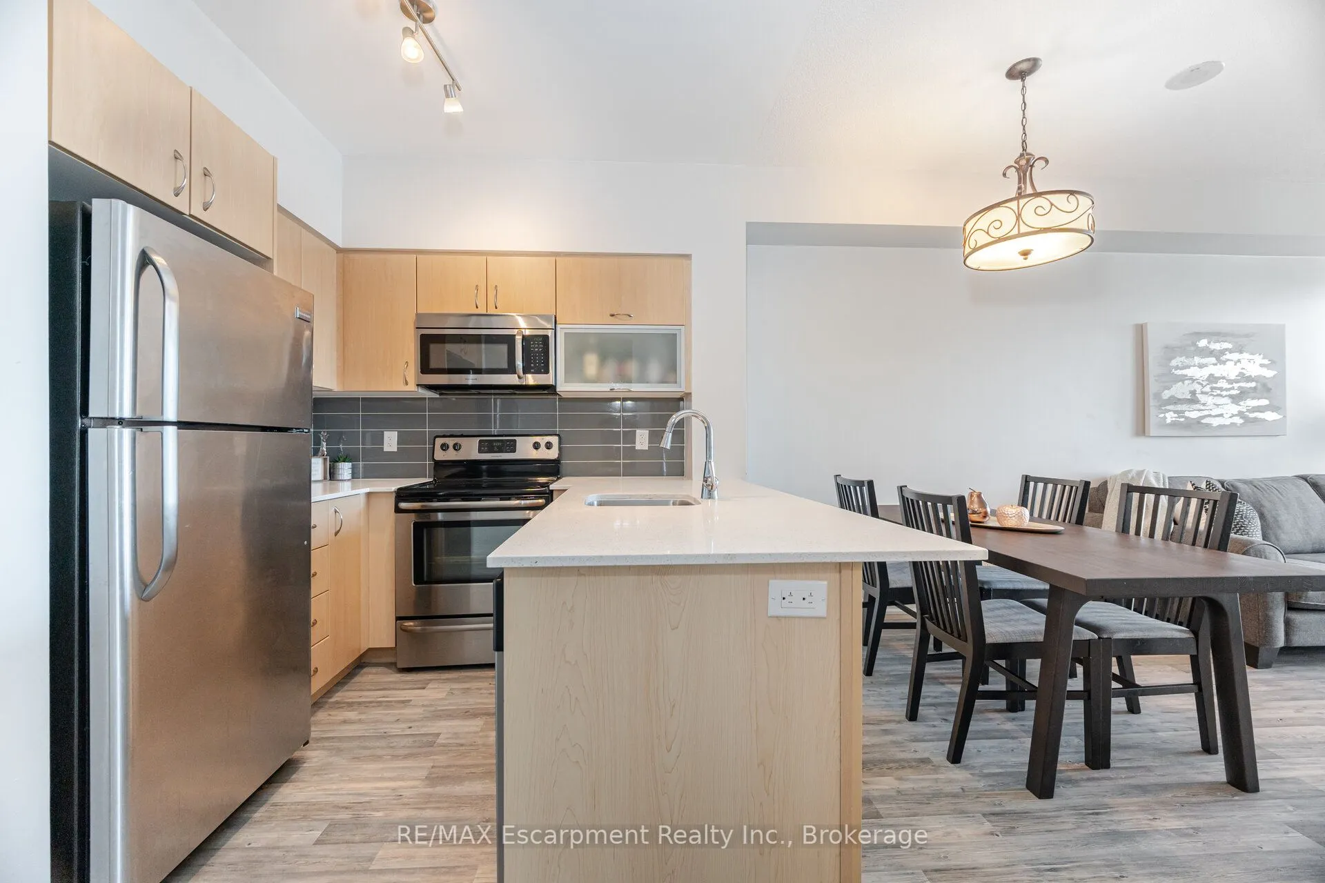 150 East Liberty Street, #2301