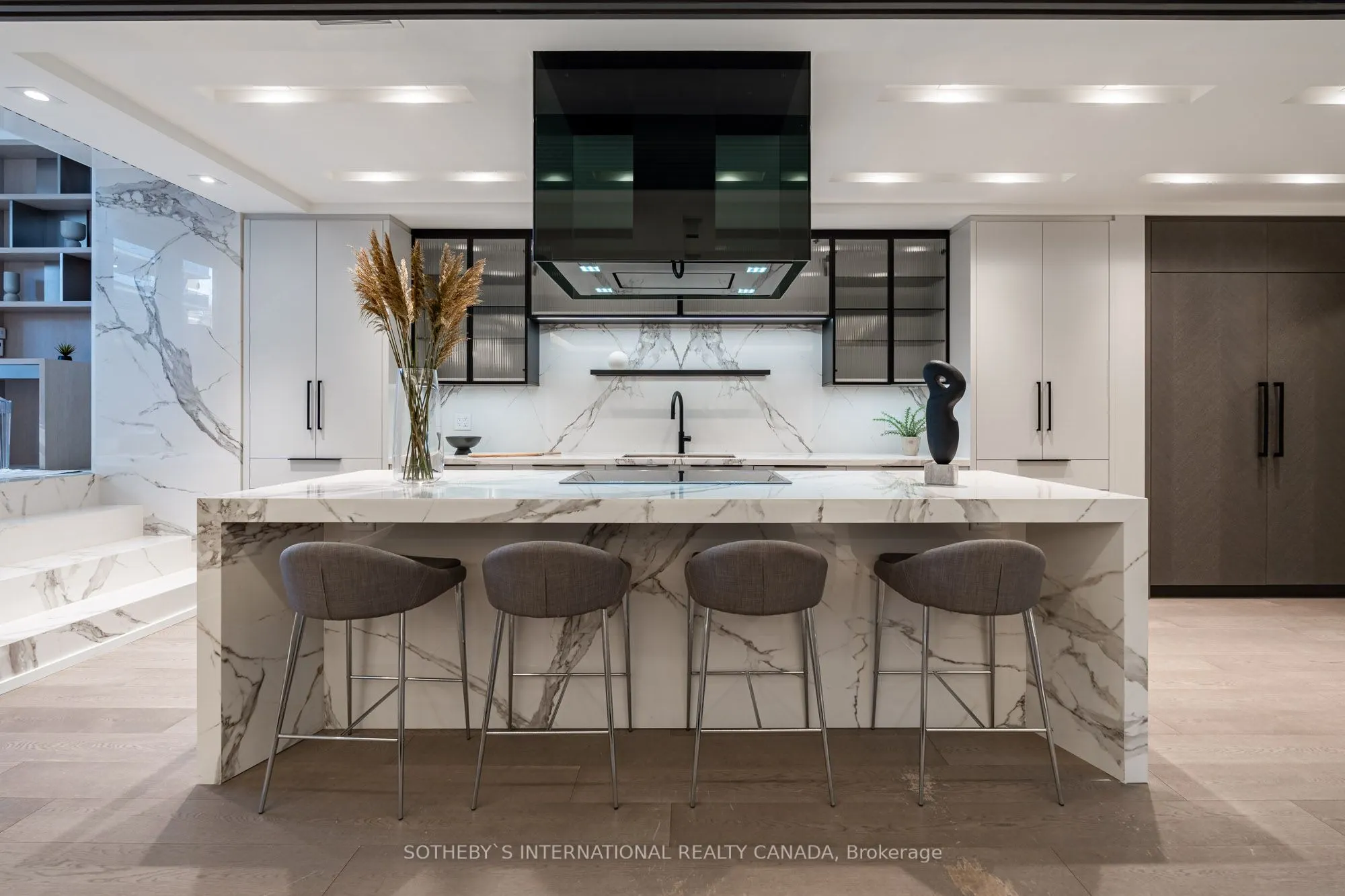 55 Prince Arthur Avenue, #57