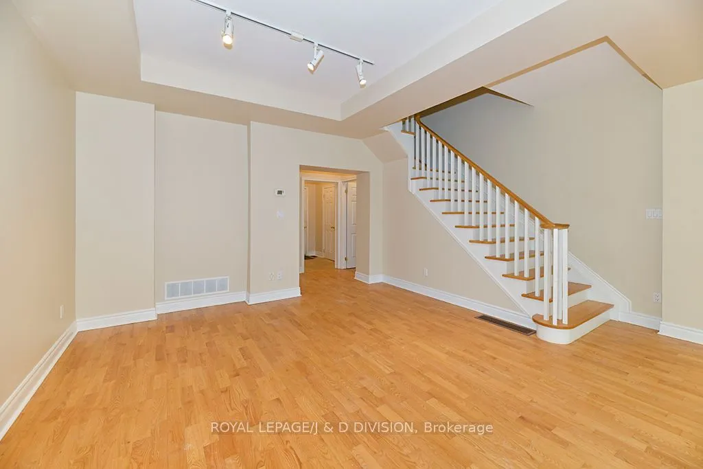 65 St Clements Avenue