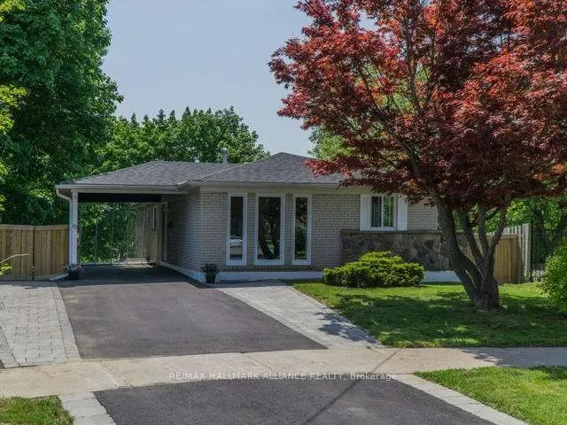 15 Grove Park Crescent, #Upper