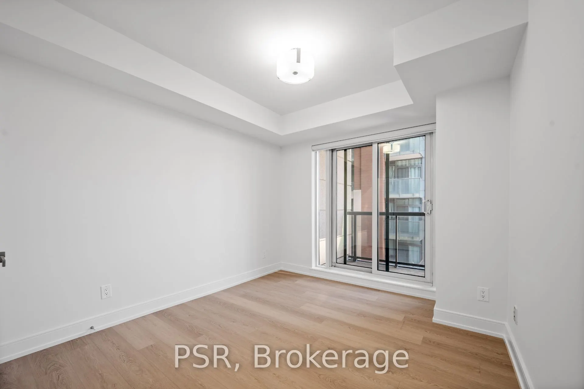 50 John Street, #1016