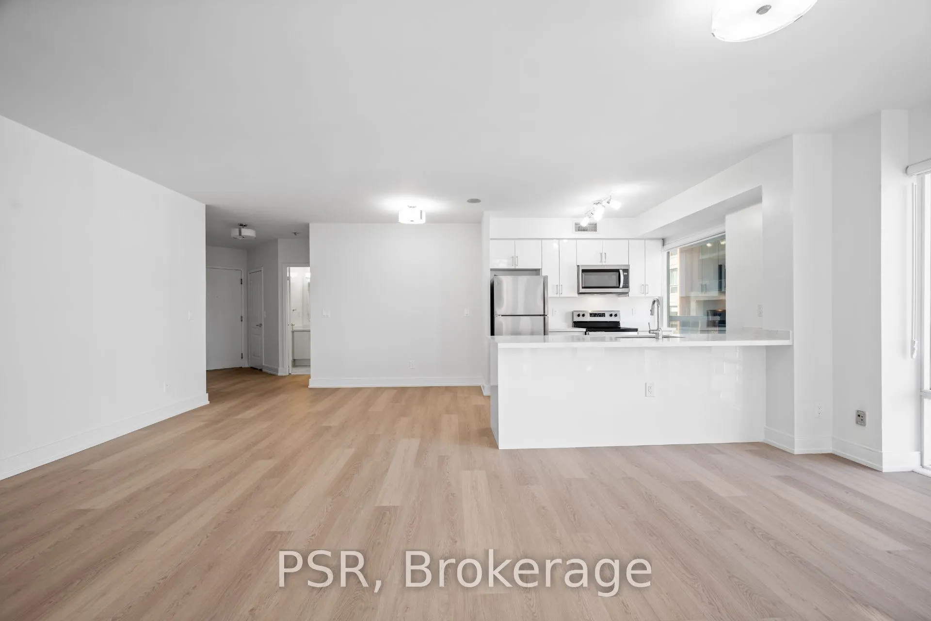 50 John Street, #1016