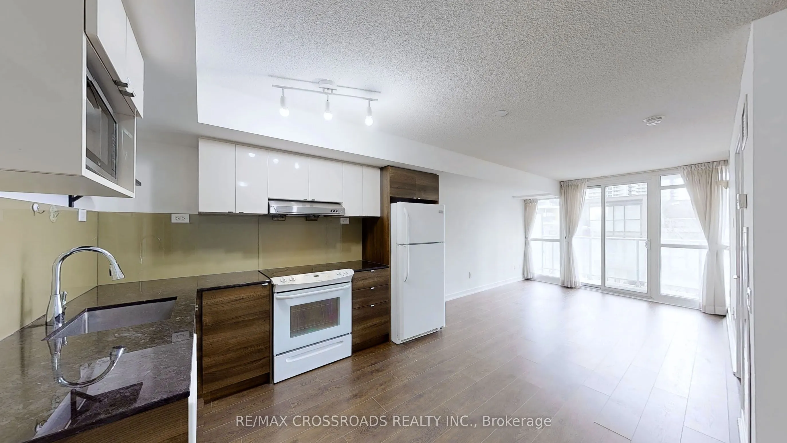 121 McMahon Drive, #310