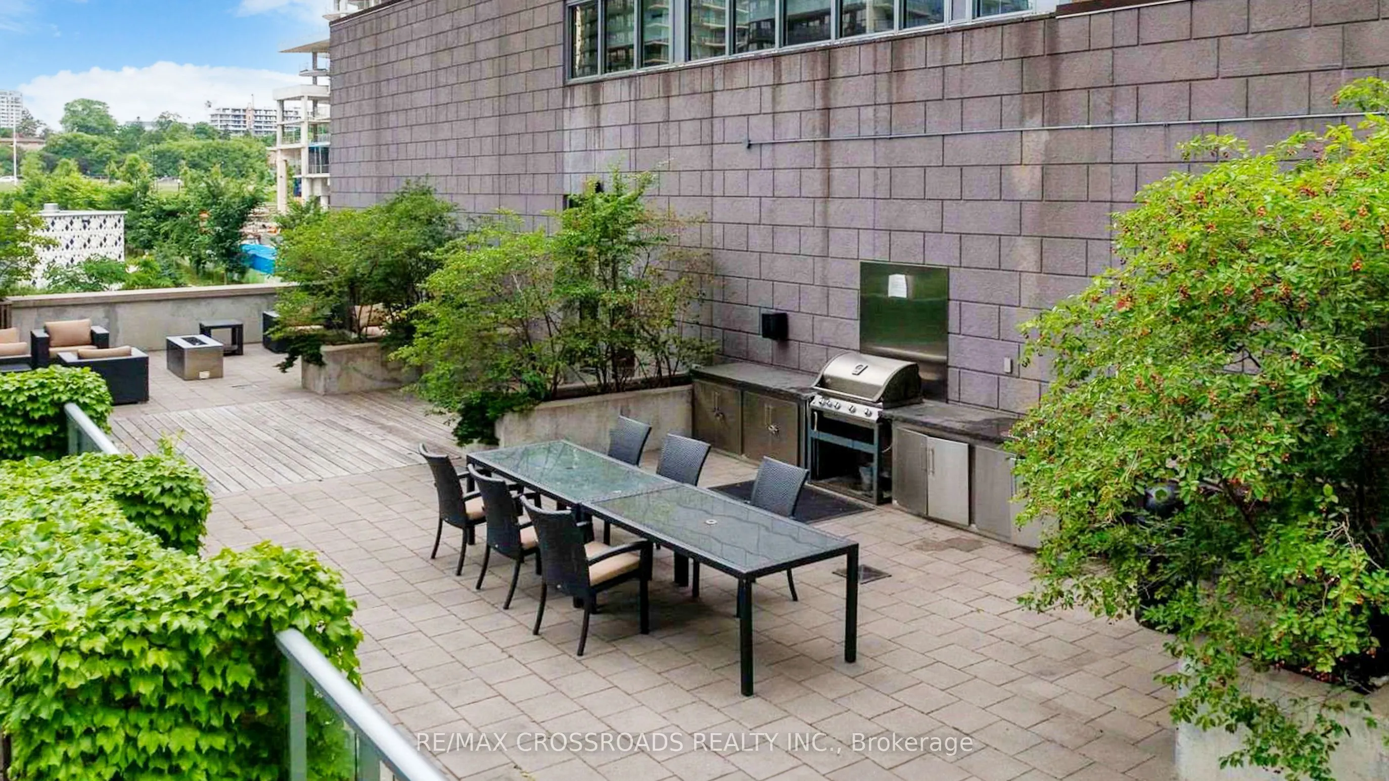 121 McMahon Drive, #310