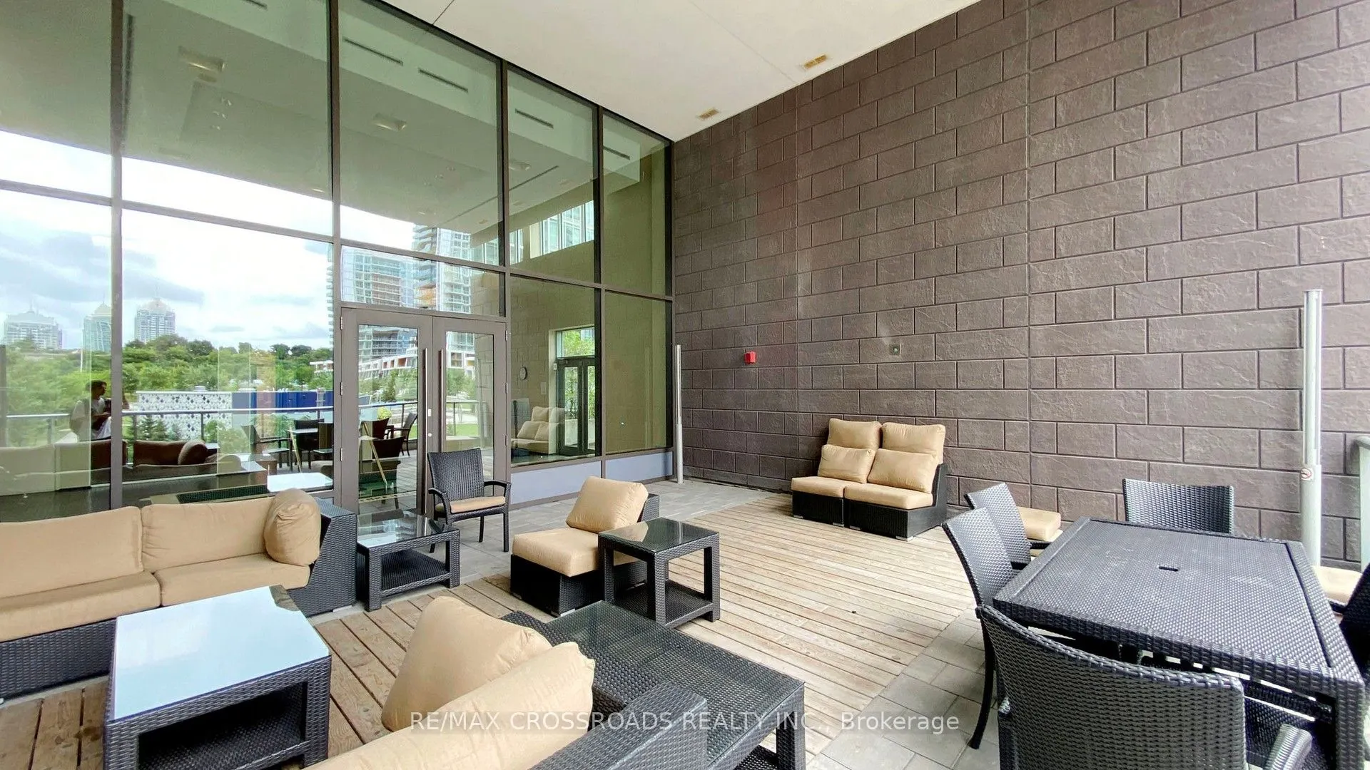 121 McMahon Drive, #310