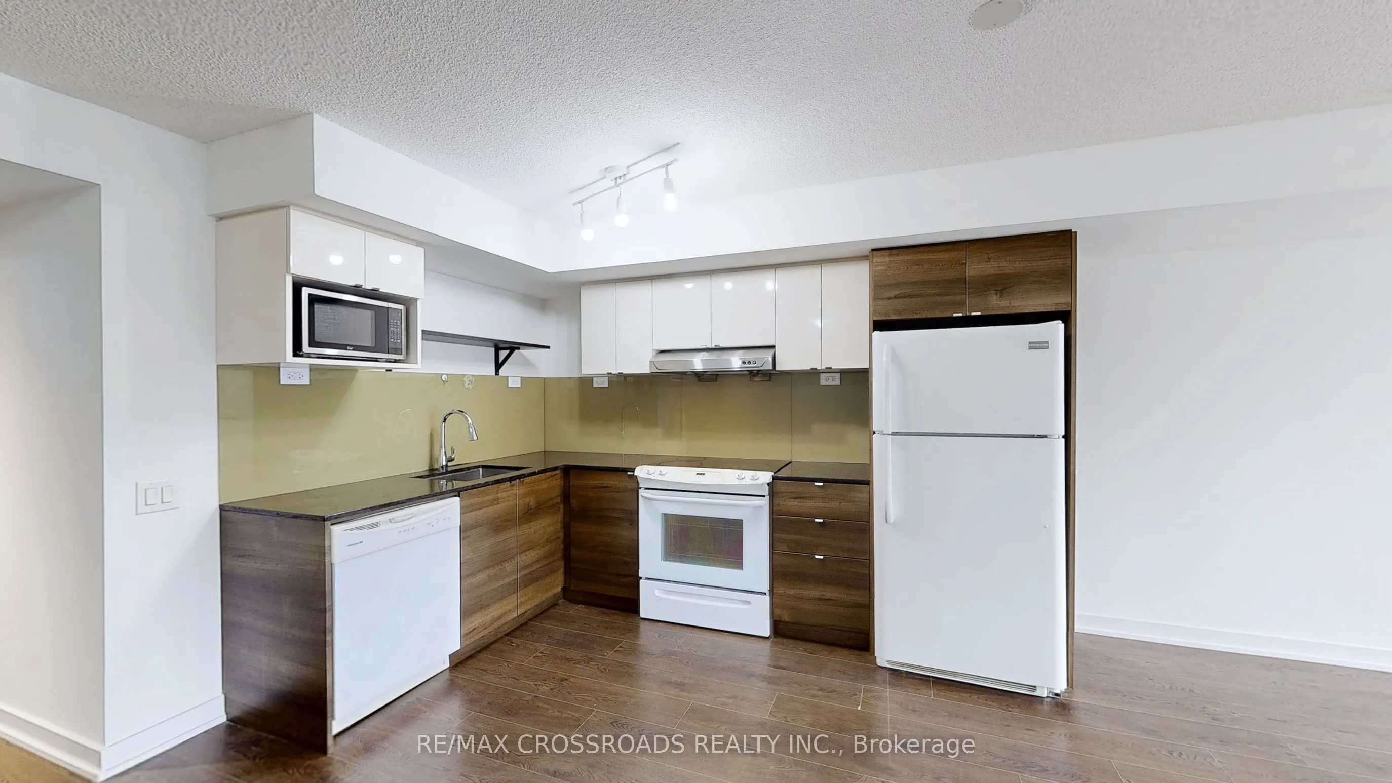 121 McMahon Drive, #310