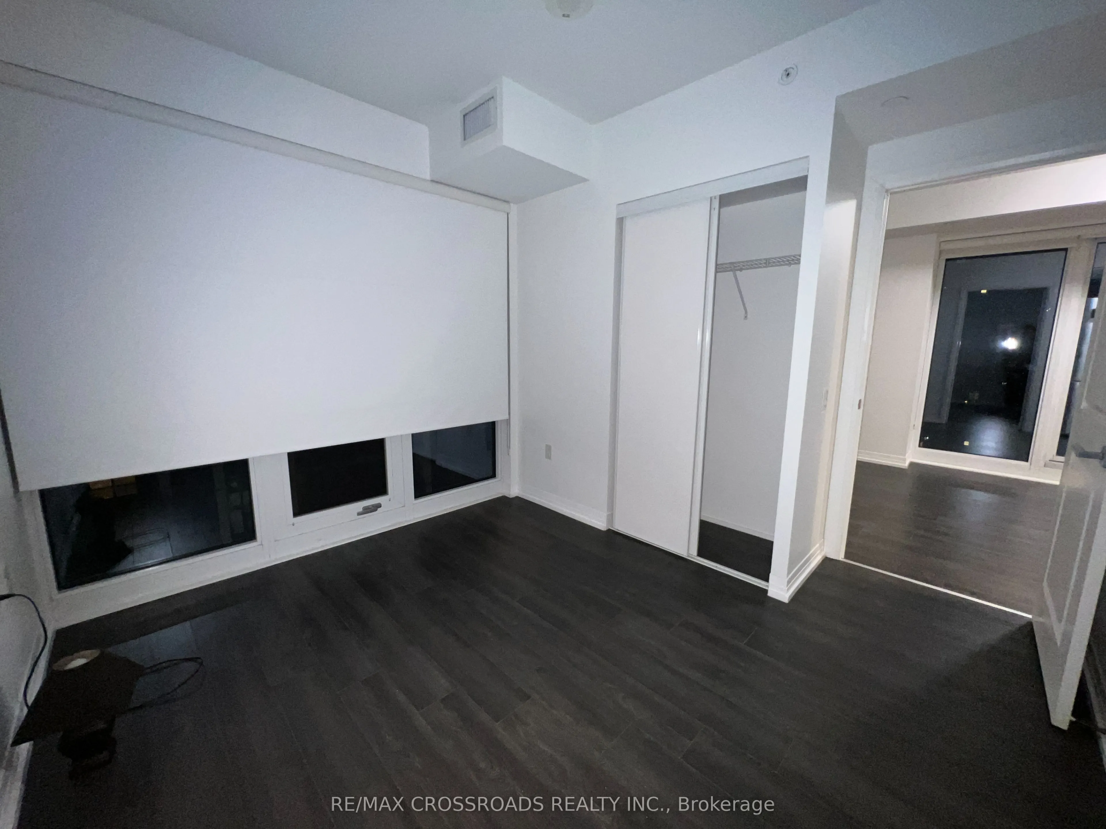 200 Dundas Street E, #808