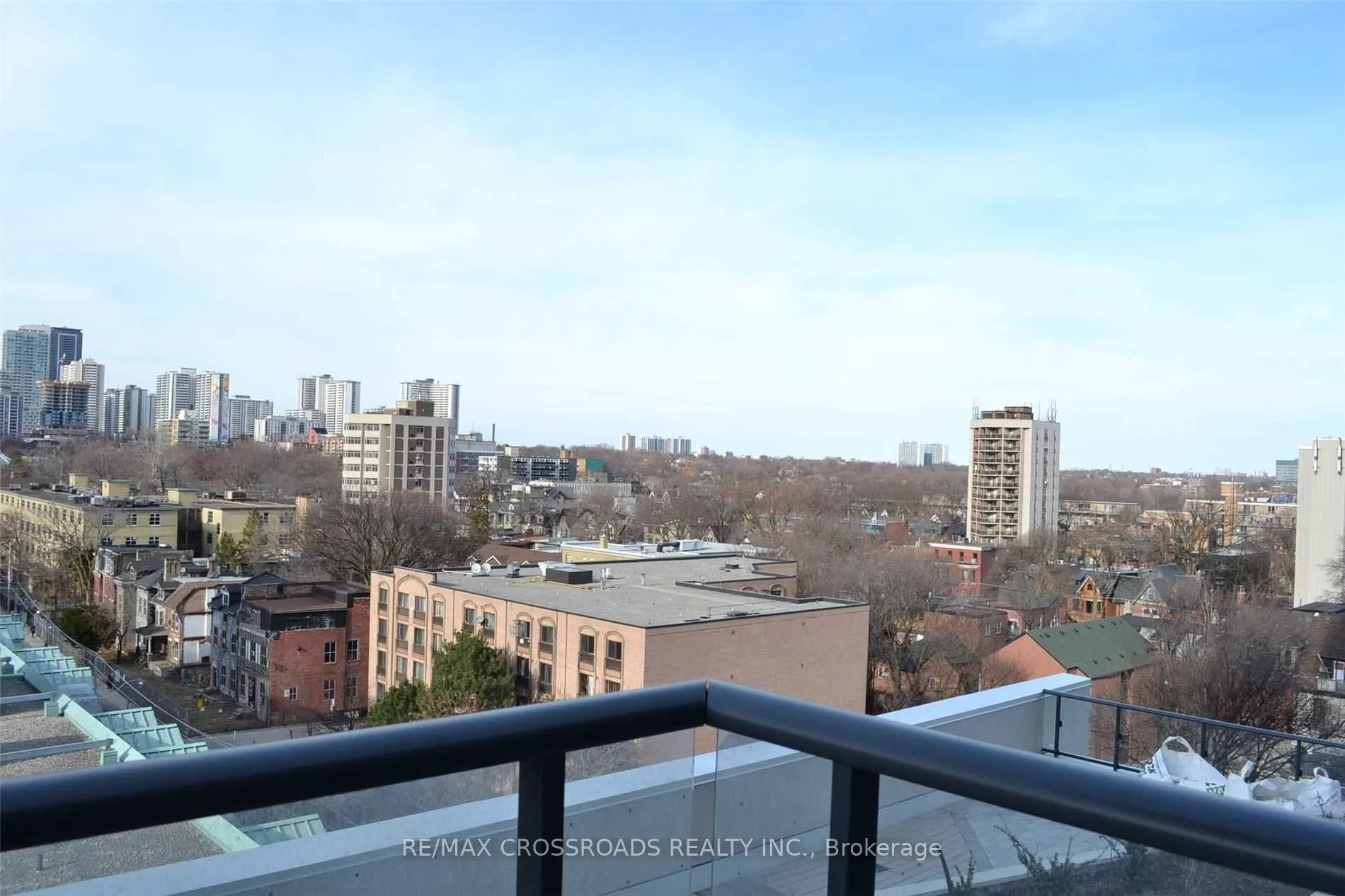 200 Dundas Street E, #808