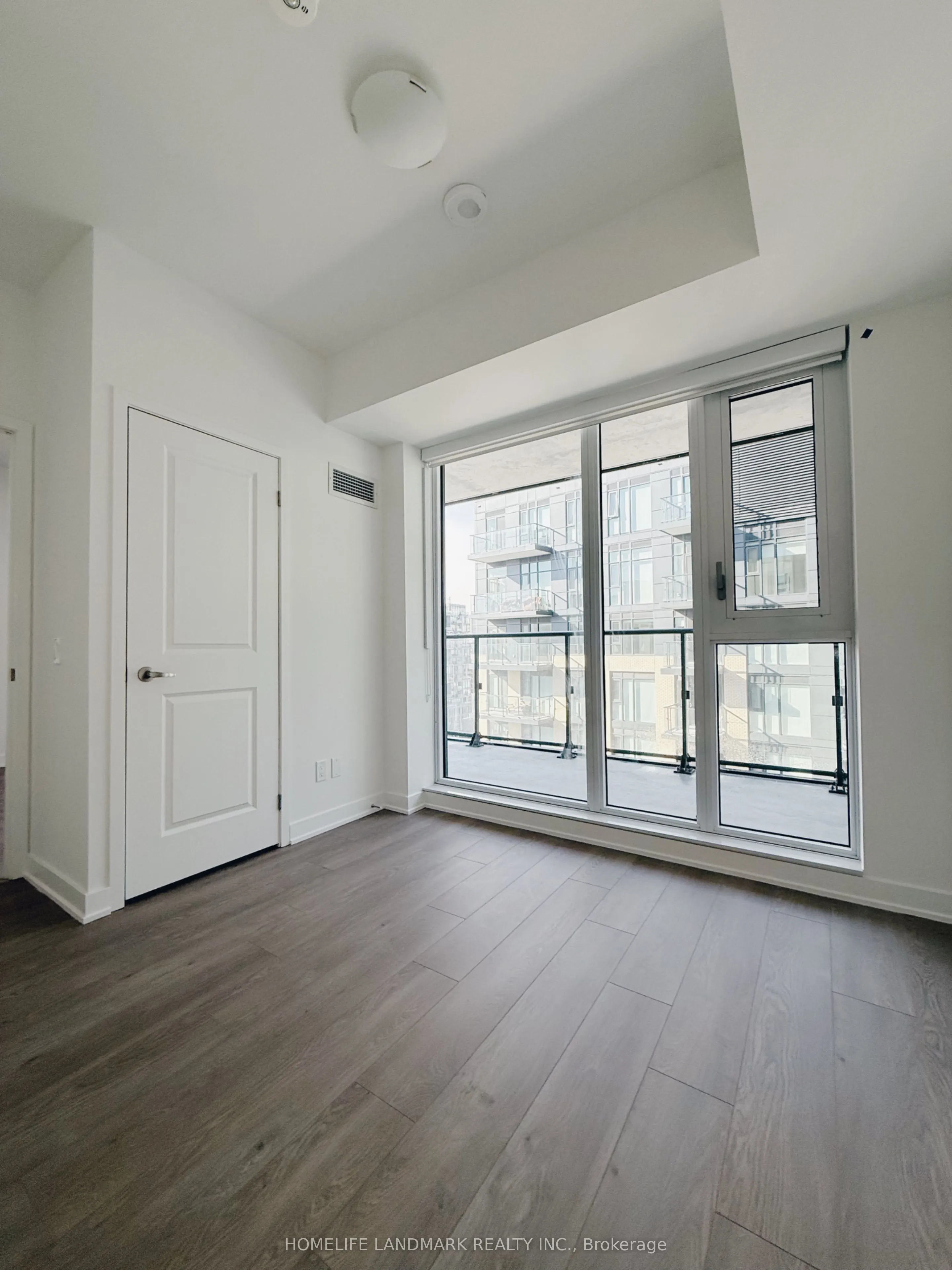 543 Richmond Street W, #1410