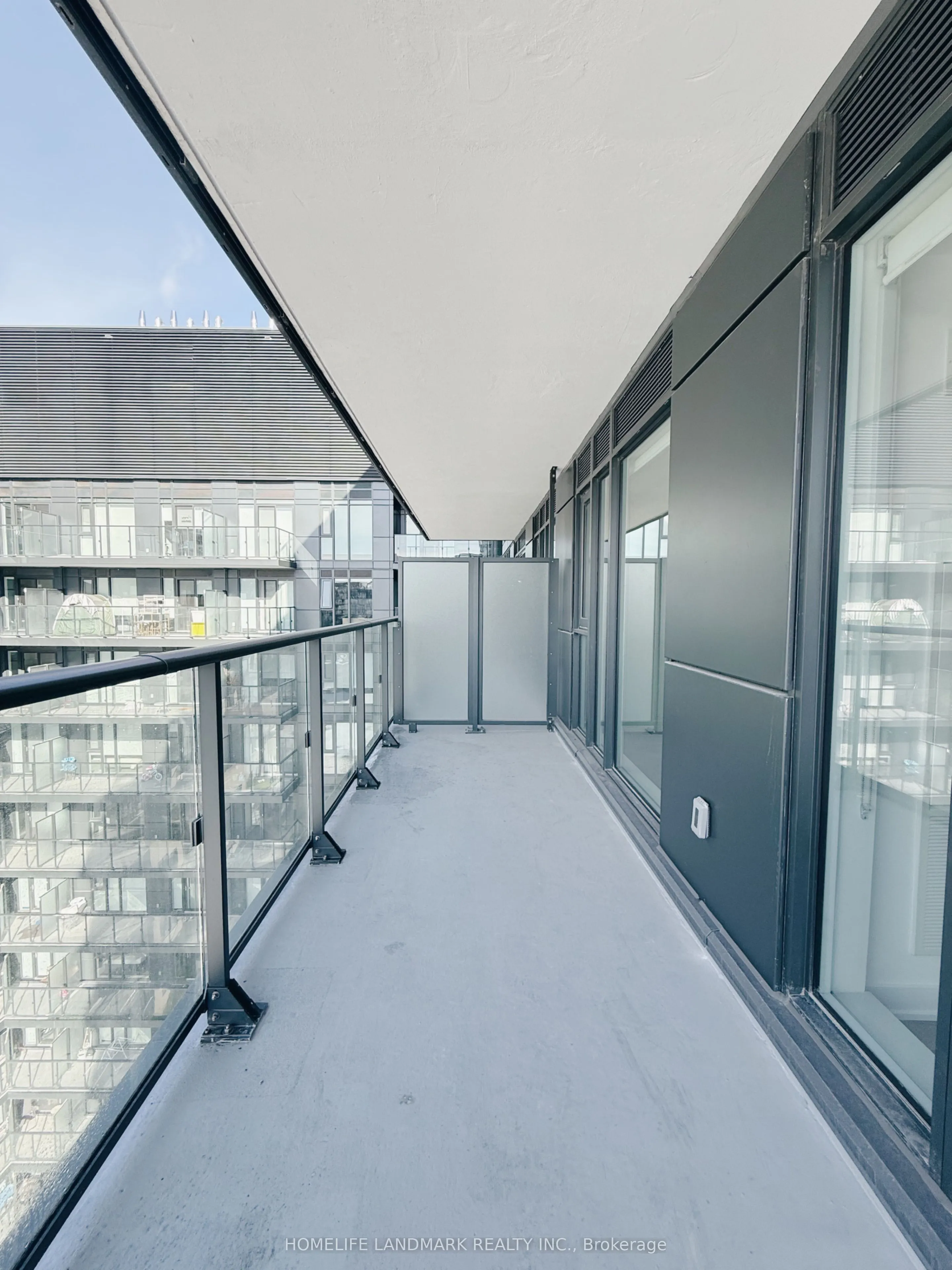 543 Richmond Street W, #1410