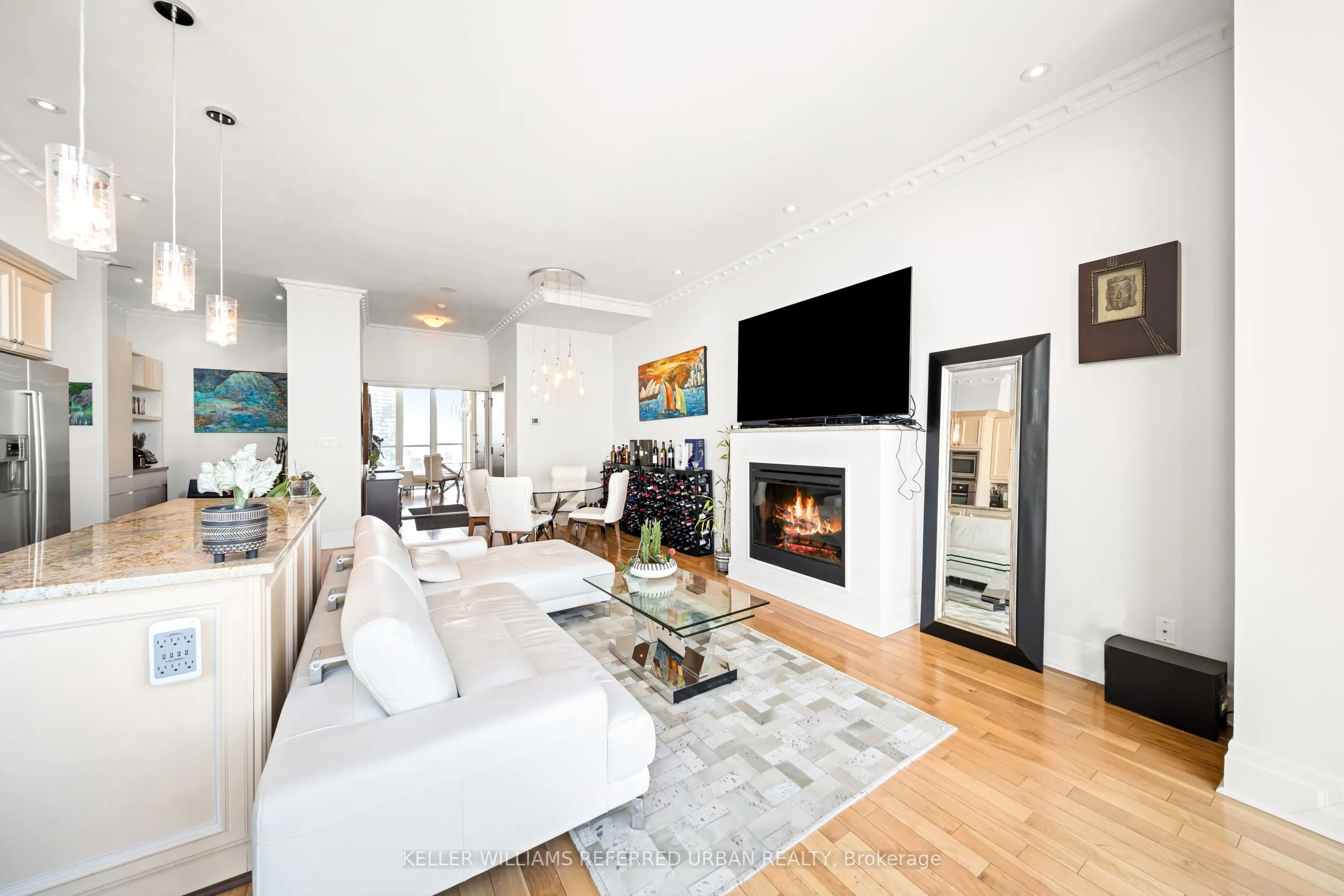 16 Harbour Street, #5304