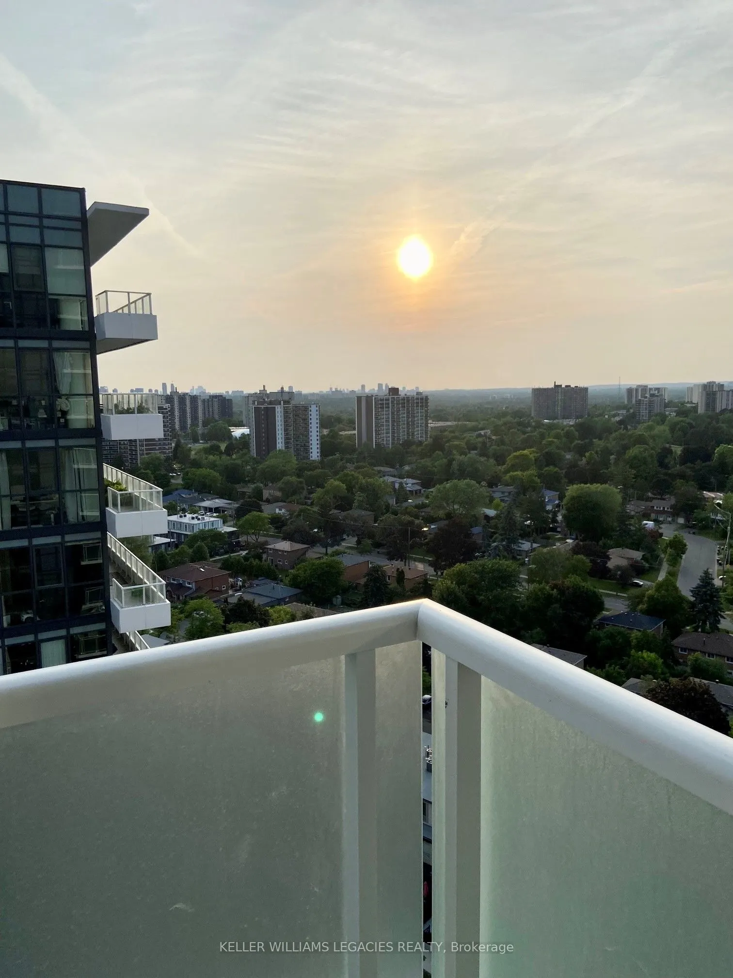 188 Fairview Mall Drive, #1902