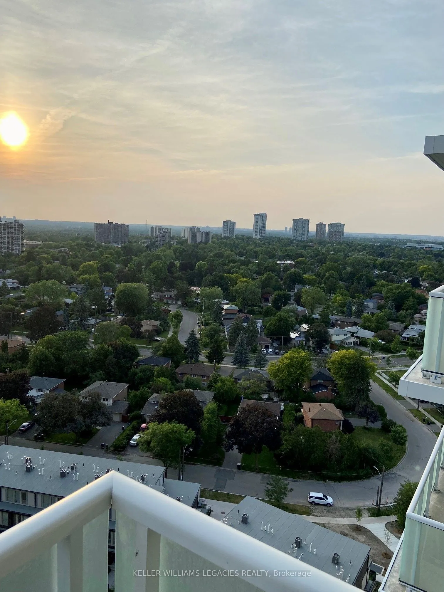 188 Fairview Mall Drive, #1902