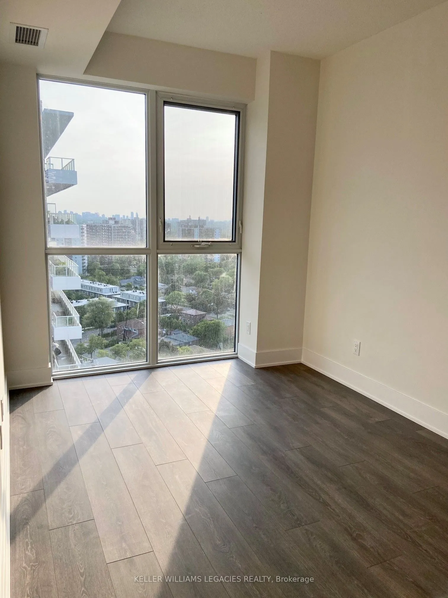 188 Fairview Mall Drive, #1902