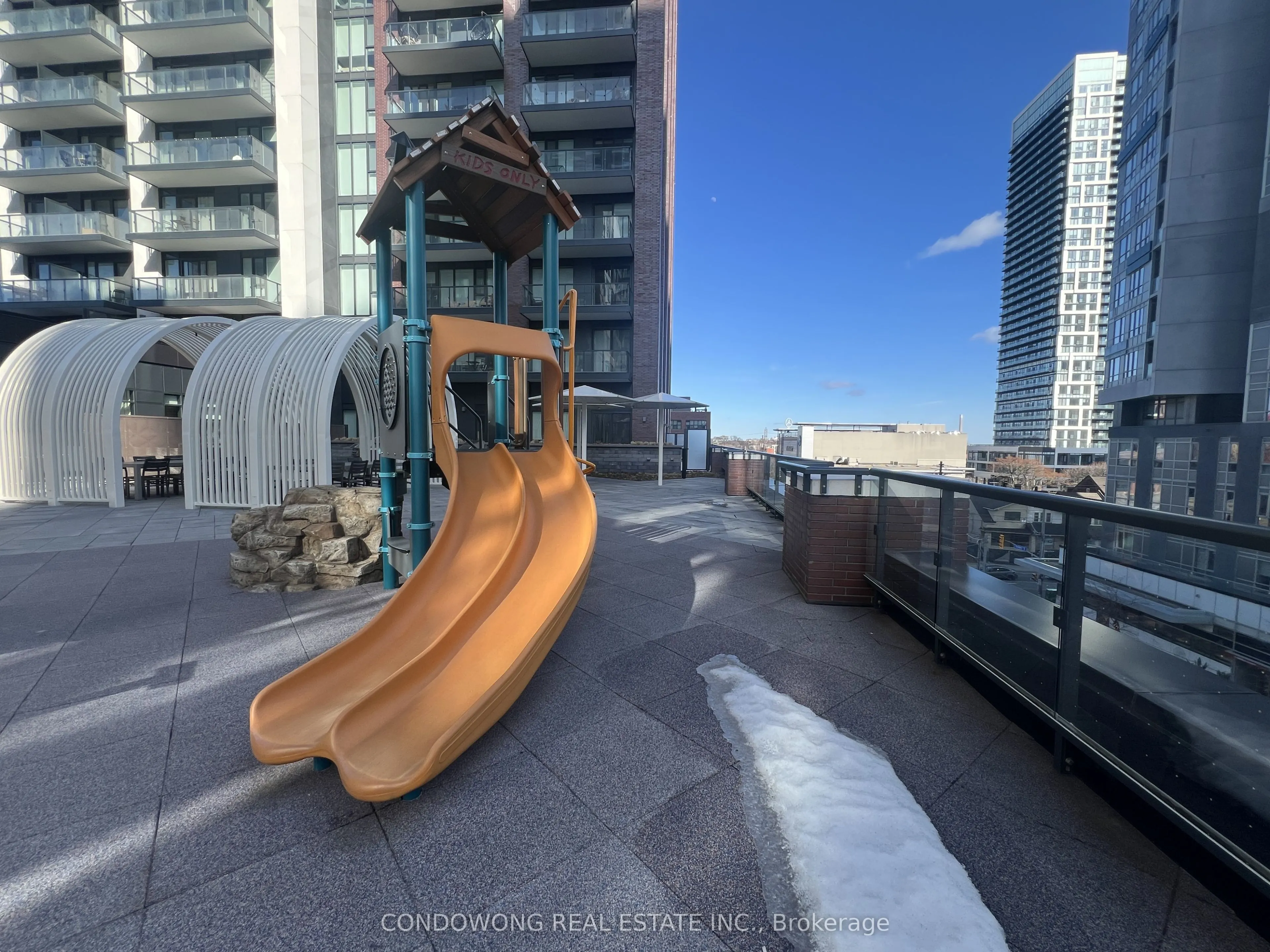 35 Tubman Avenue, #1116