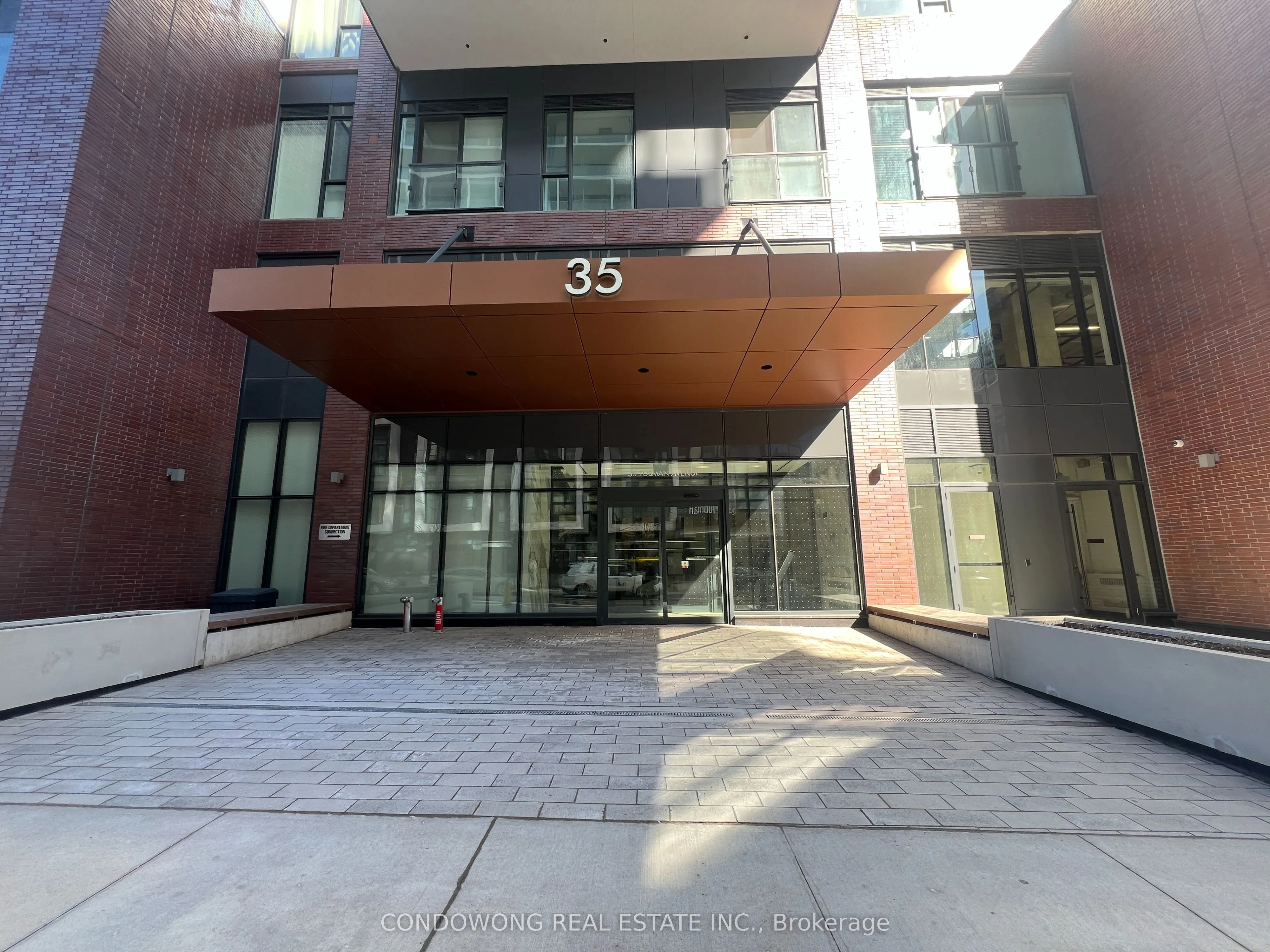 35 Tubman Avenue, #1116