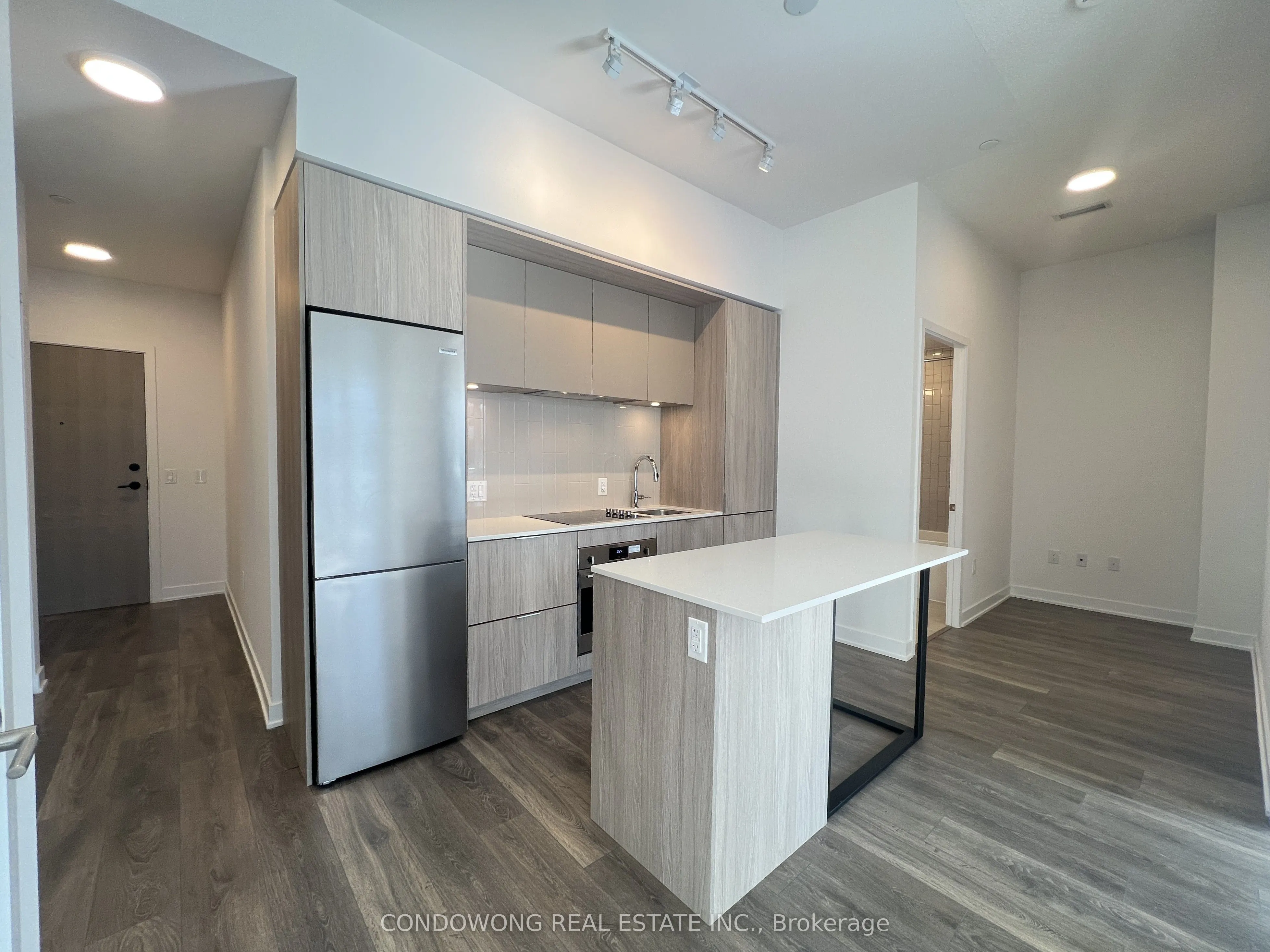 35 Tubman Avenue, #1116