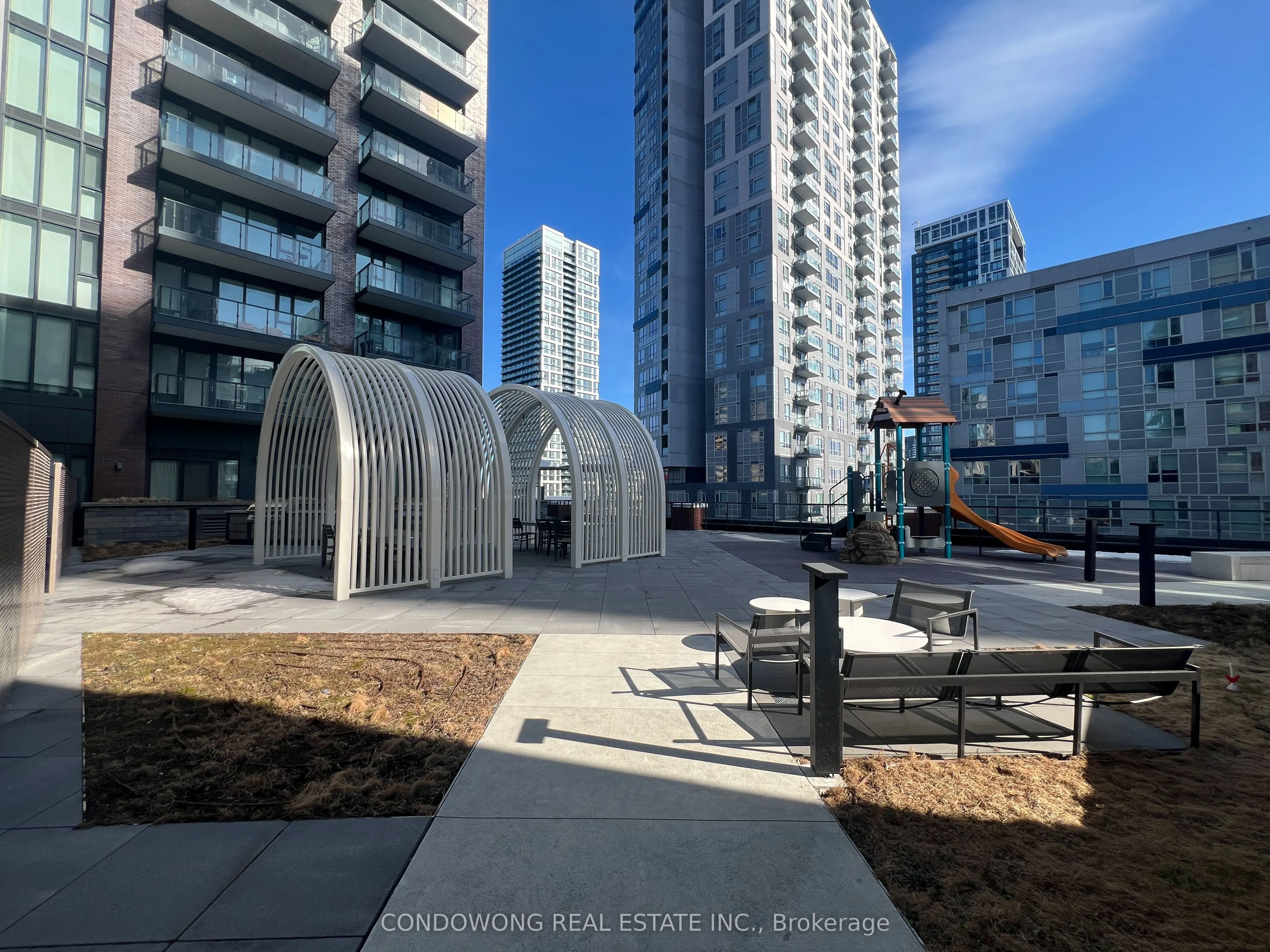 35 Tubman Avenue, #1116