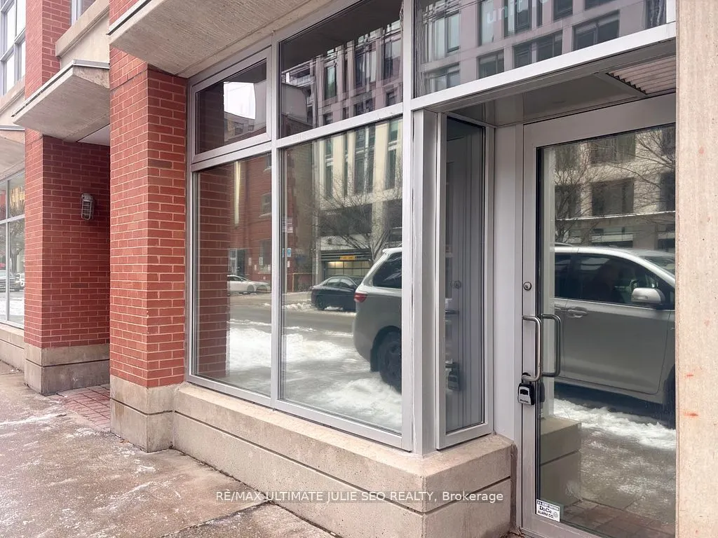 29 Camden Street, #104