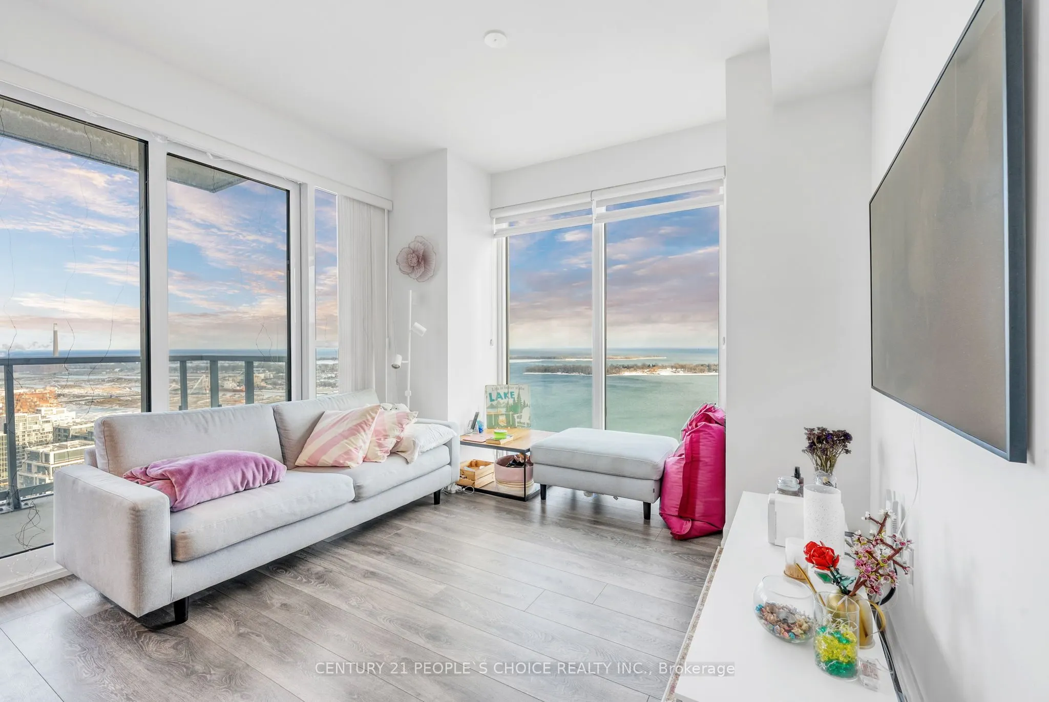 15 Lower Jarvis Street, #3303