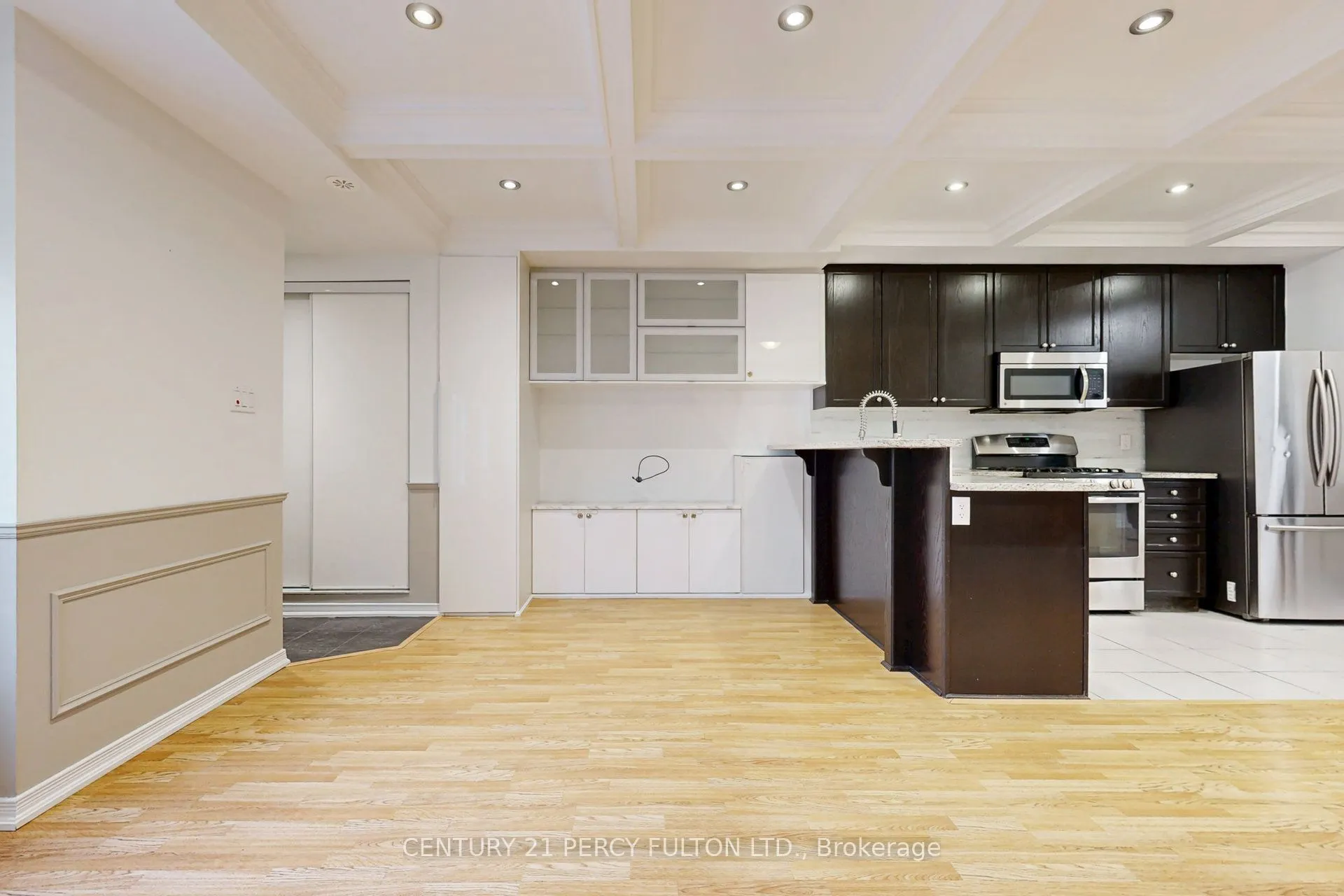 19 Coneflower Crescent, #118