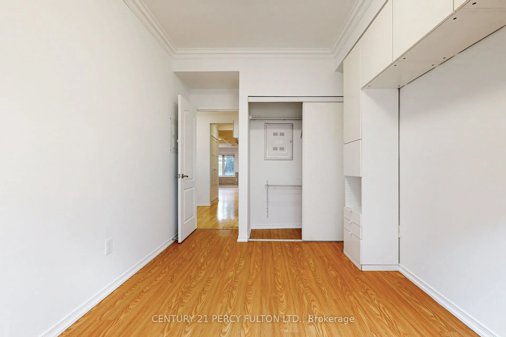 19 Coneflower Crescent, #118